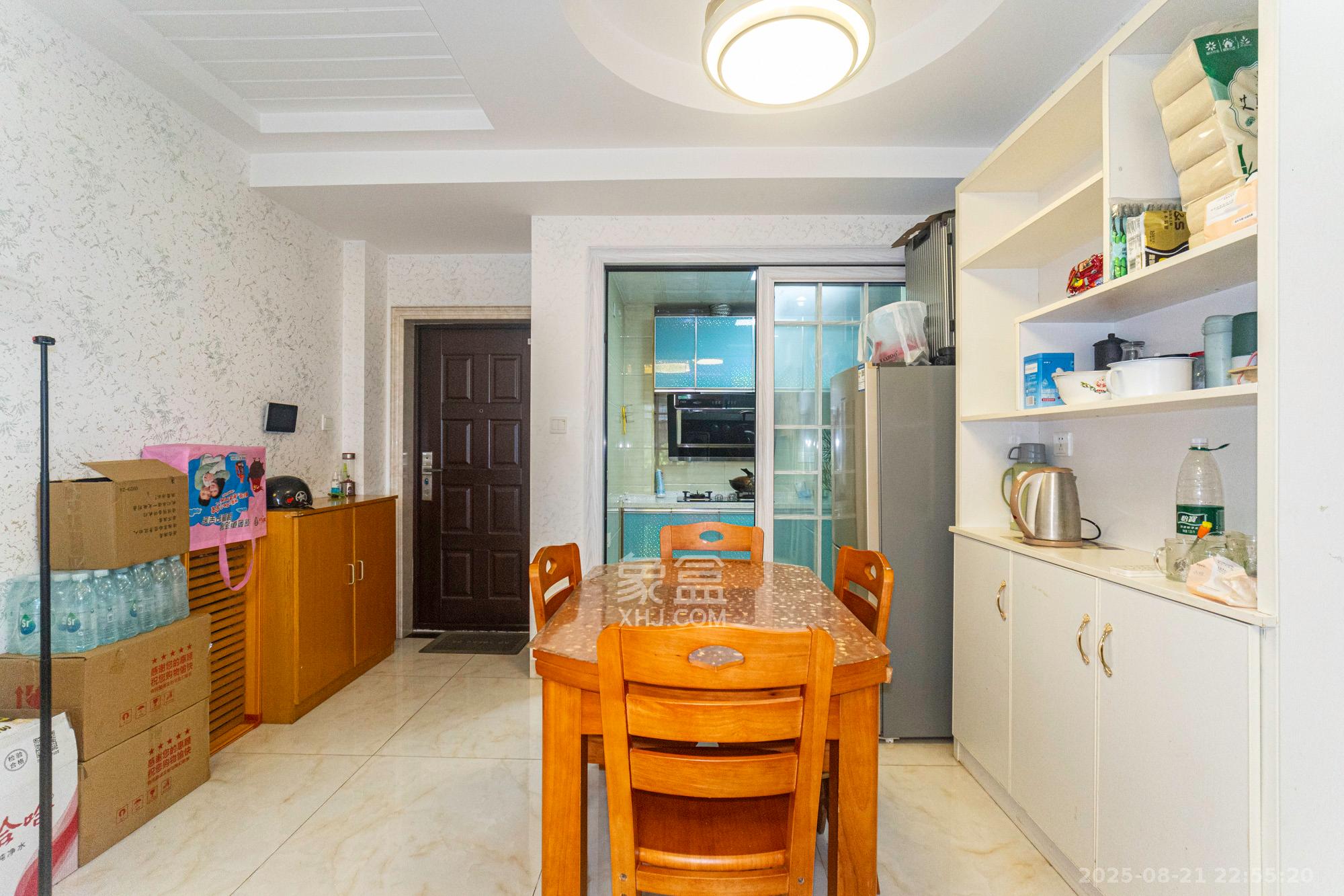 辉宏橄榄城  2室2厅1卫    46.8万 辉宏橄榄城  2室2厅1卫    46.8万客厅