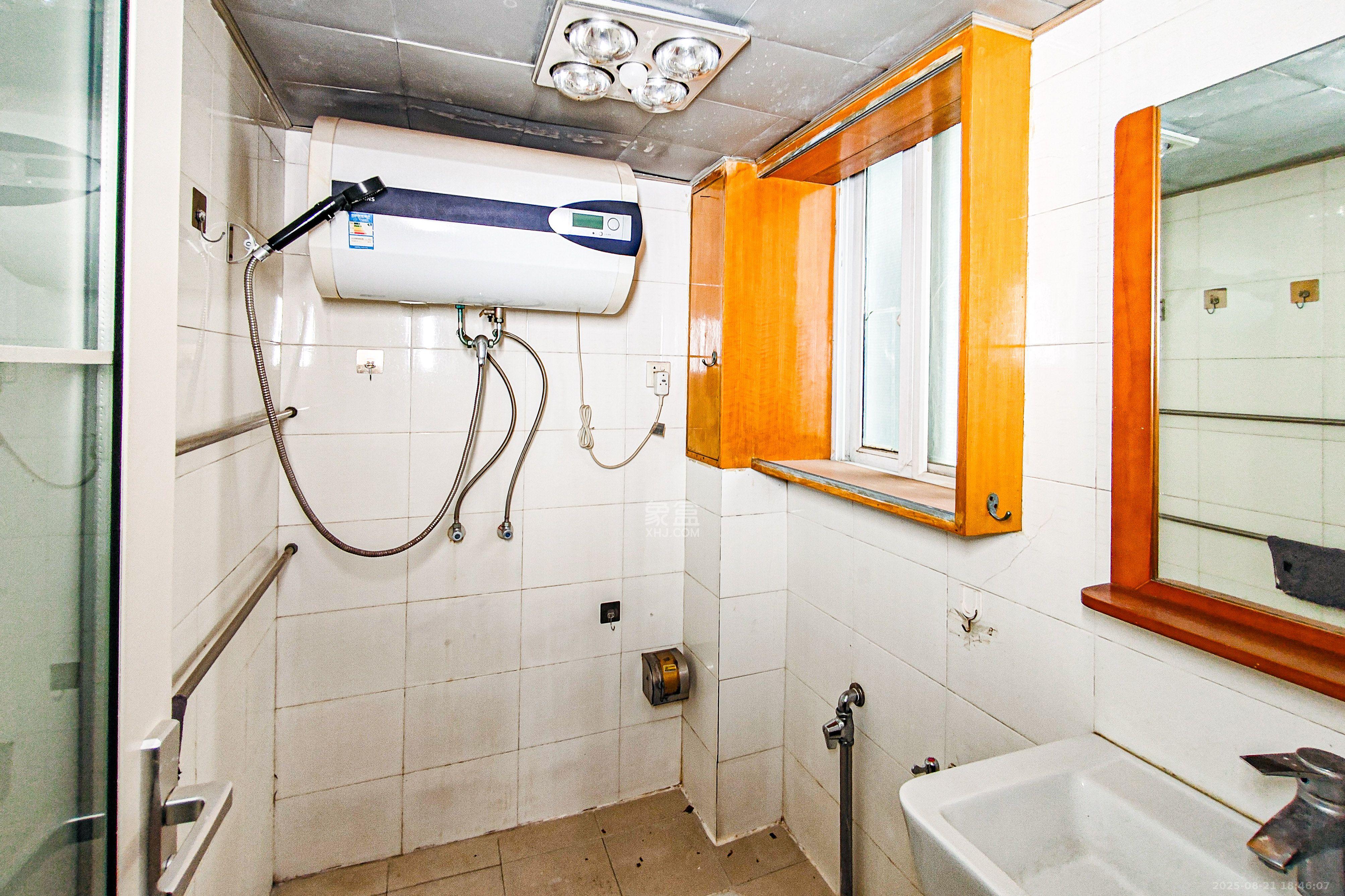 三重星都心 2室2厅1卫 2700.0元/月 三重星都心 2室2厅1卫 2700.0元/月室内图