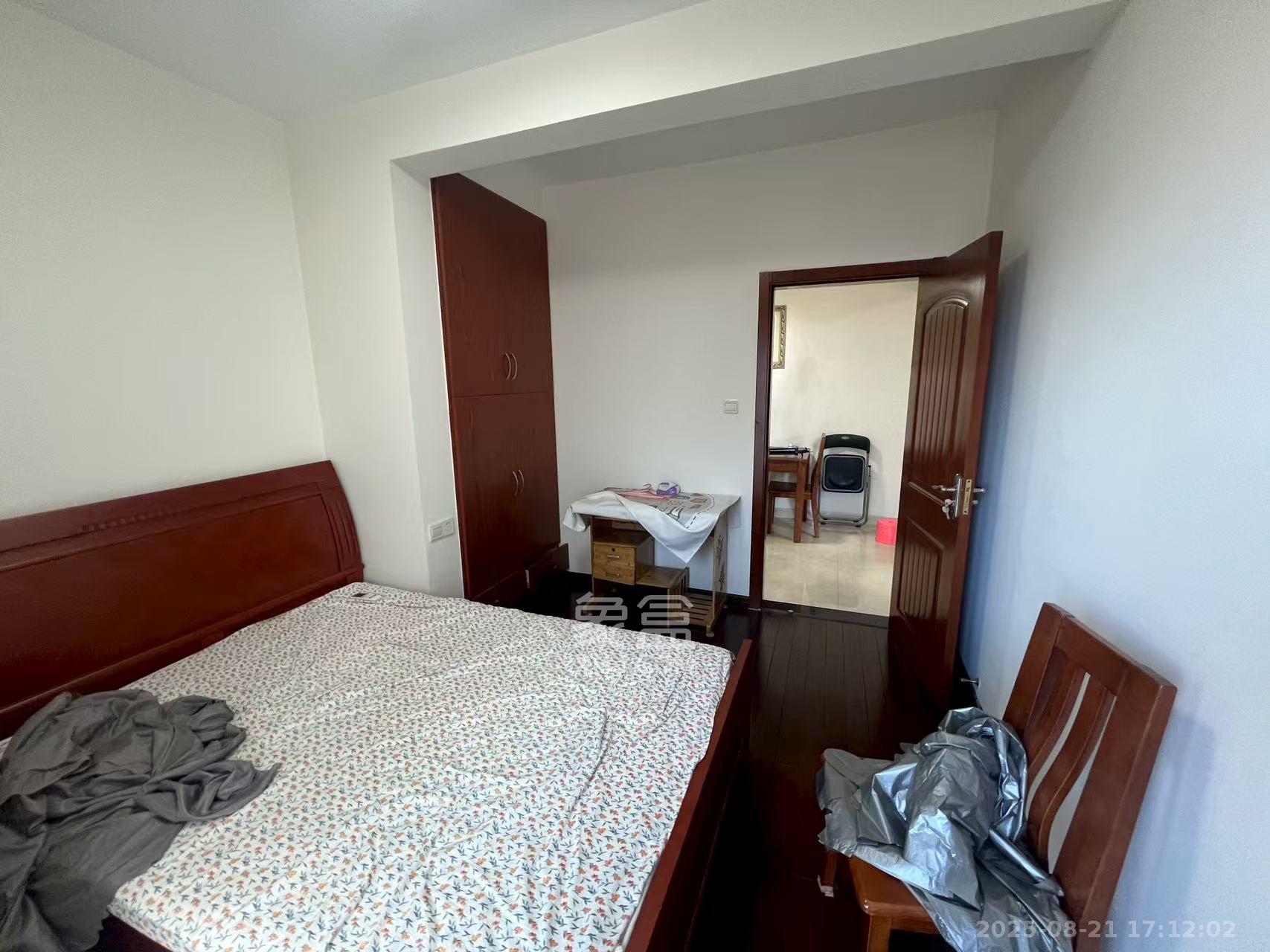 公园9号 2室1厅1卫 3500.0元/月 公园9号 2室1厅1卫 3500.0元/月室内图