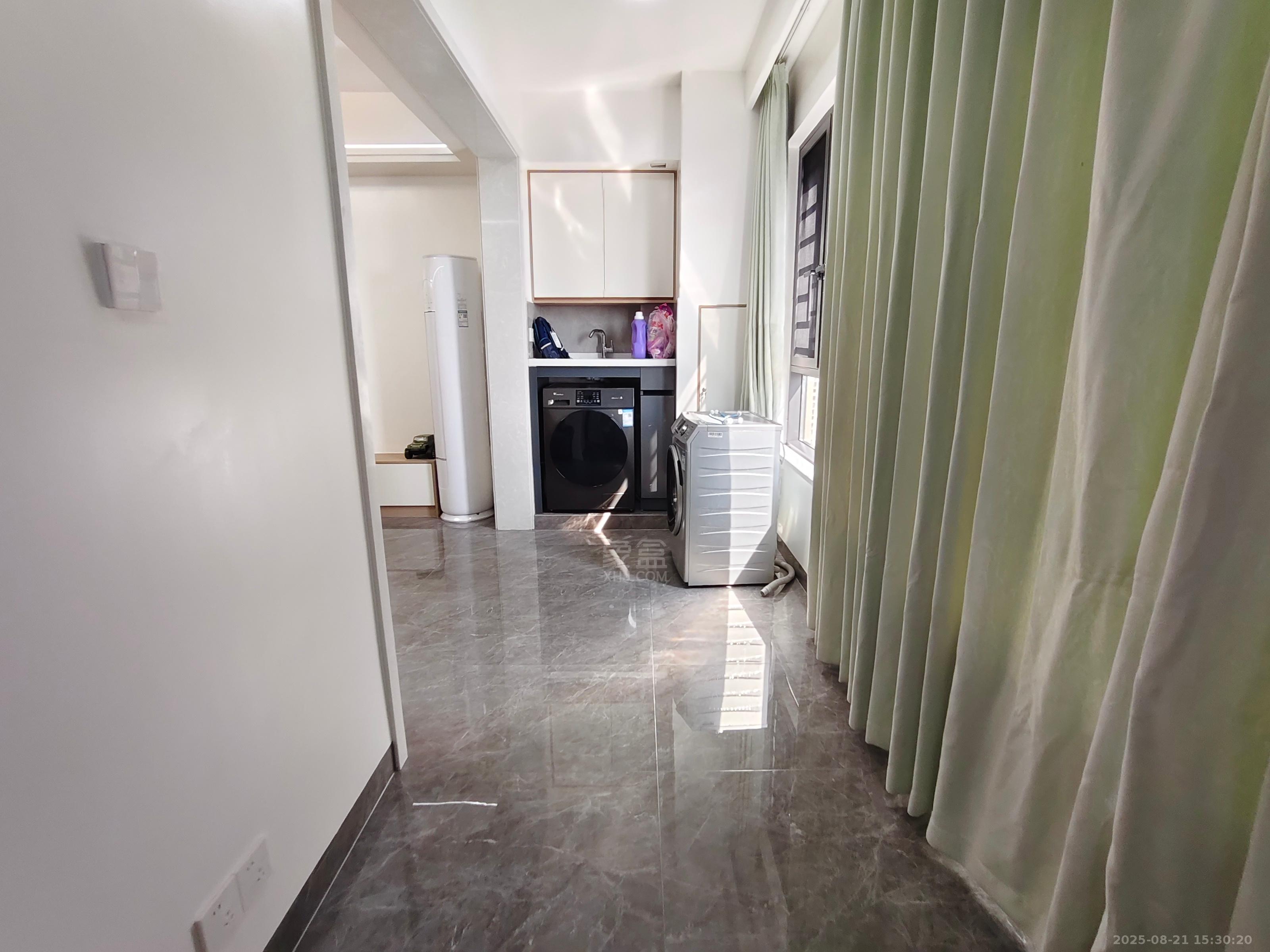 阳光城新城樾府 3室2厅2卫 2100.0元/月 阳光城新城樾府 3室2厅2卫 2100.0元/月室内图