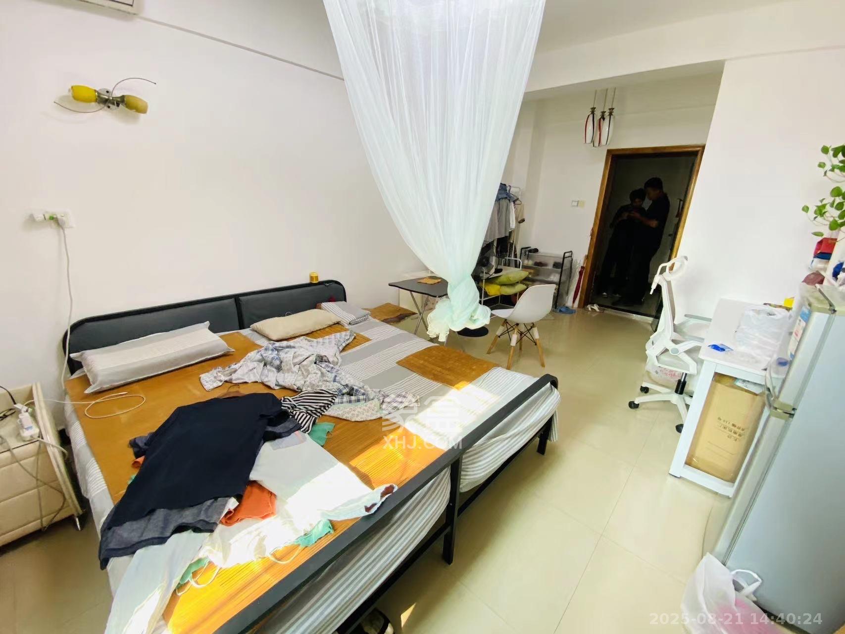 添景阁 1室2厅1卫 1500.0元/月 添景阁 1室2厅1卫 1500.0元/月室内图