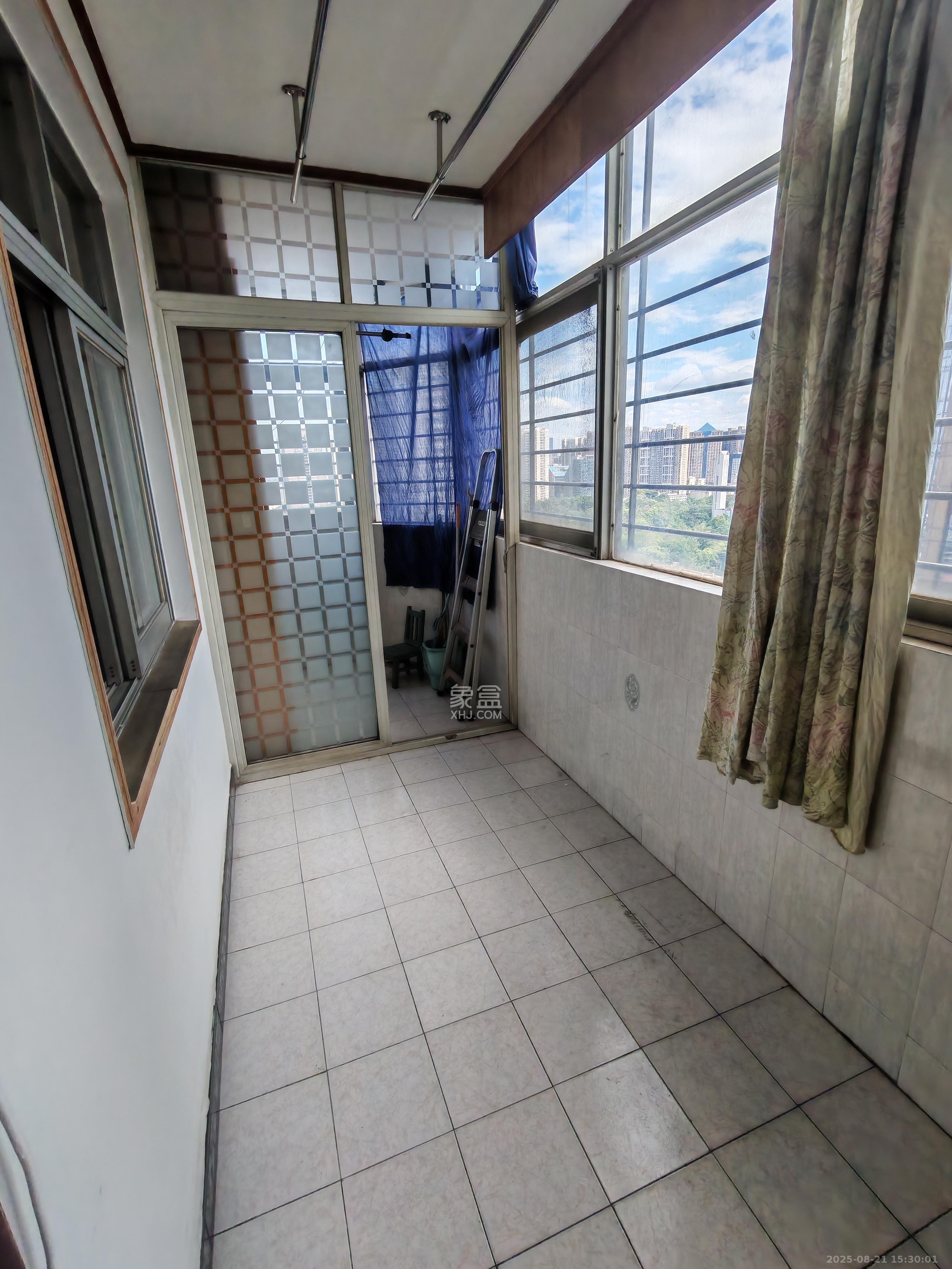 长铁高层  3室1厅1卫   2200.00元/月室内图