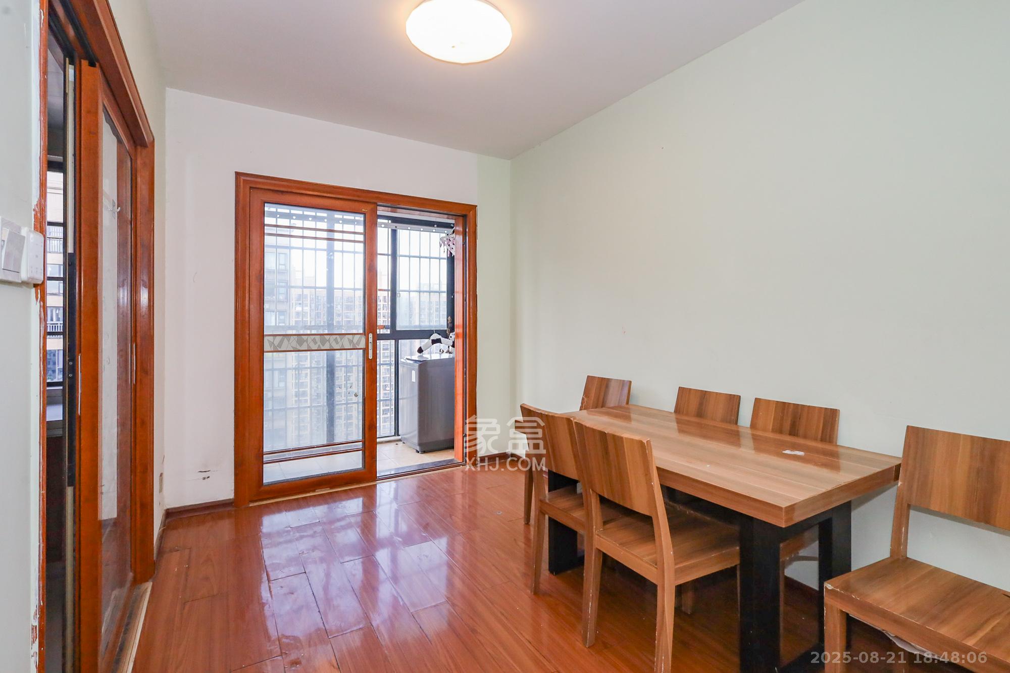 钰龙天下一期  4室2厅2卫    300.0万 钰龙天下一期  4室2厅2卫    300.0万其他