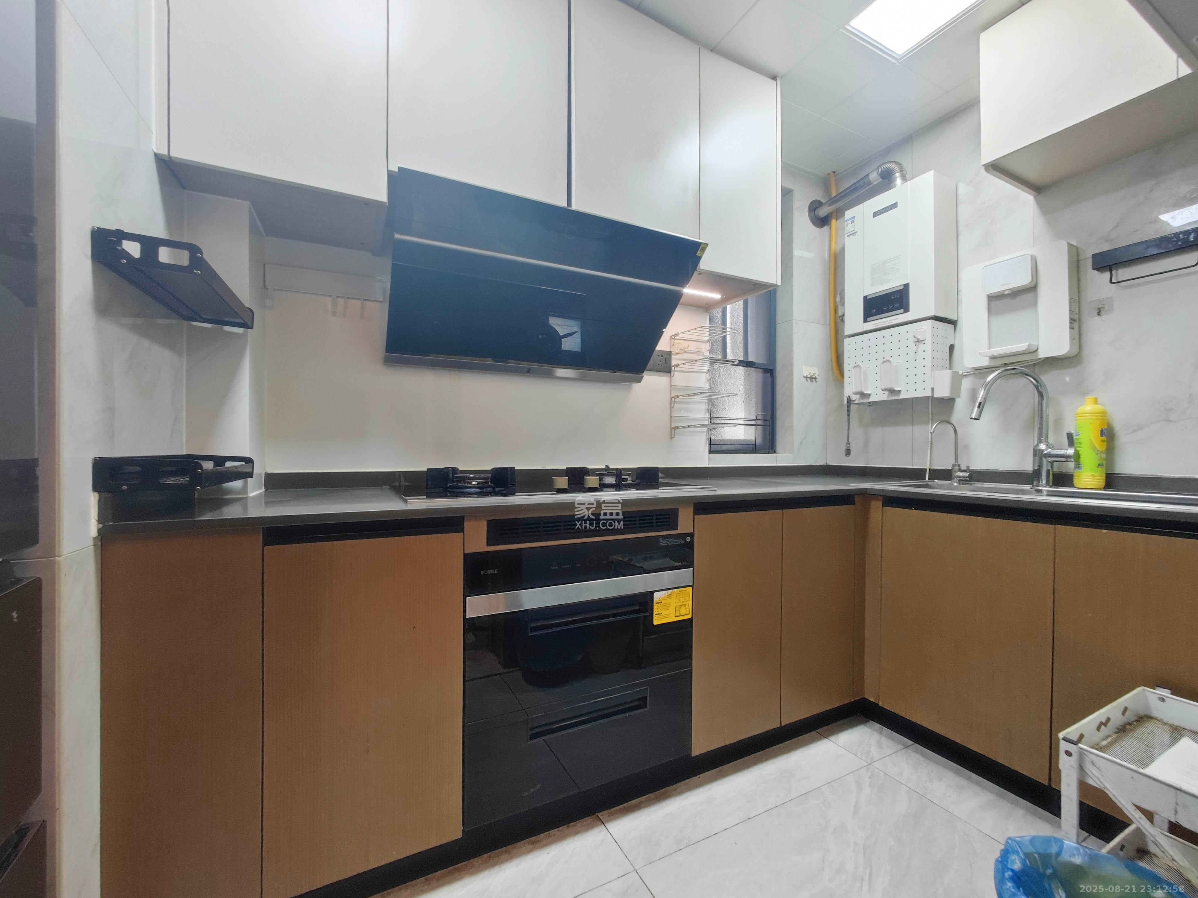 万科魅力之城天阔里  3室2厅2卫    98.0万 万科魅力之城天阔里  3室2厅2卫    98.0万其他