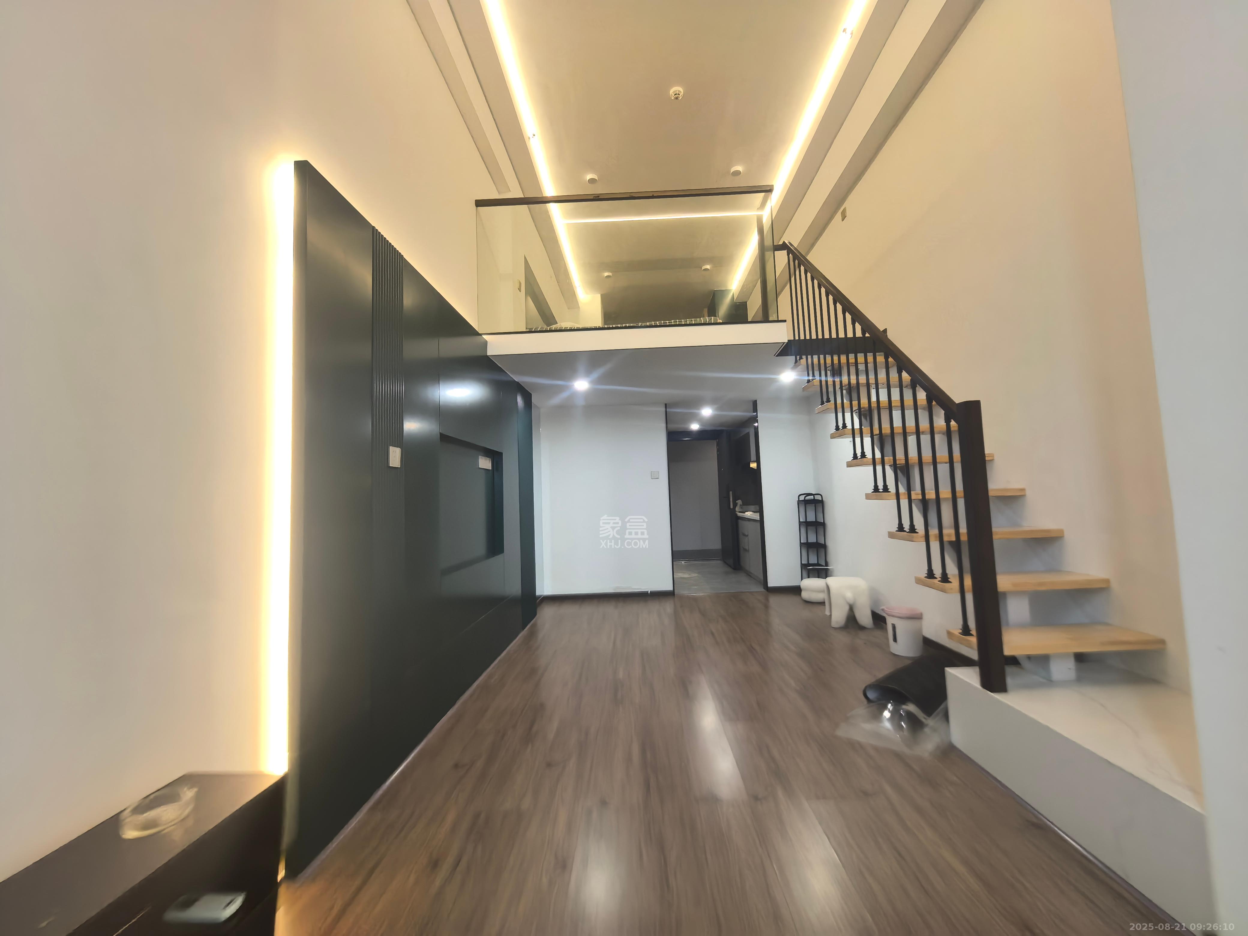 敬天广场  1室1厅1卫    2600.0元/月室内图