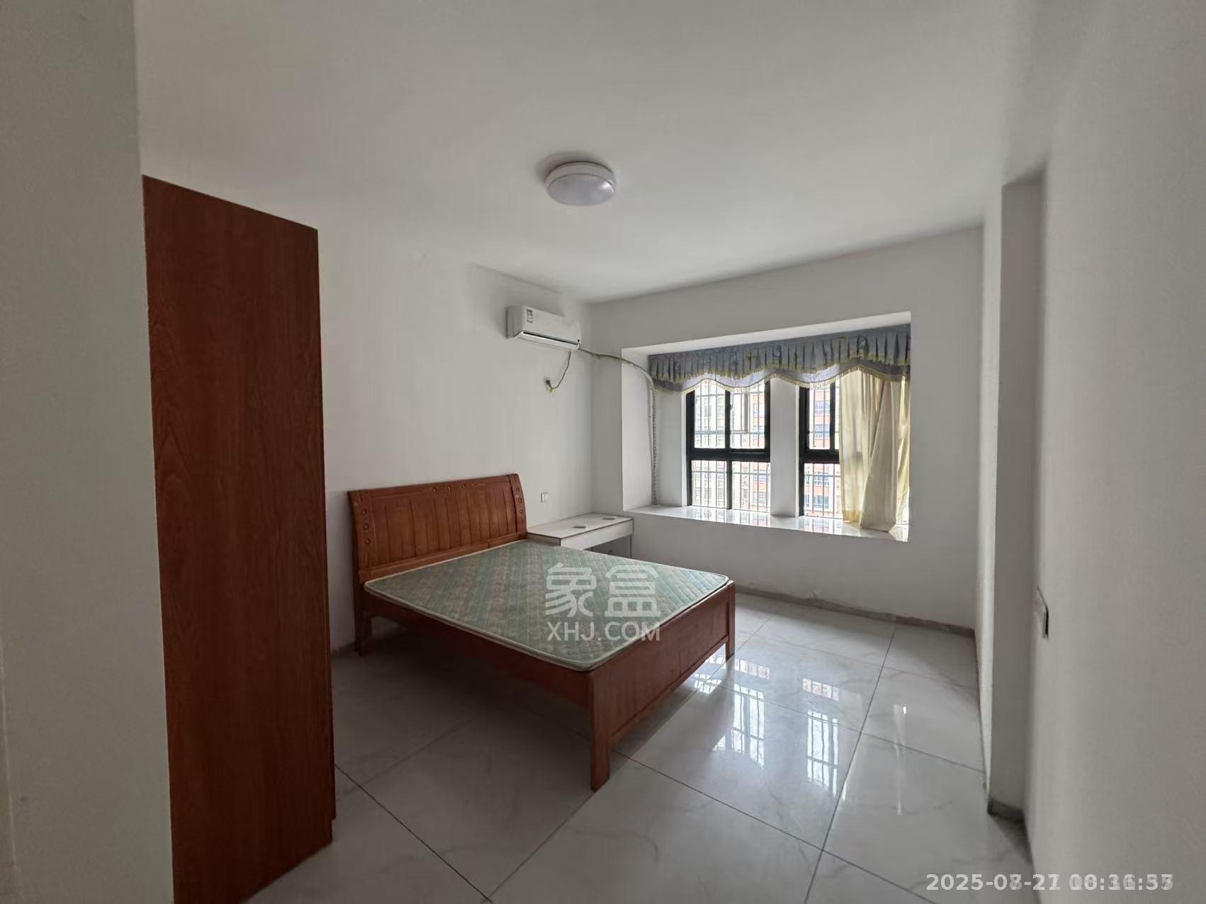 泰山一号 3室2厅2卫 1800.0元/月 泰山一号 3室2厅2卫 1800.0元/月室内图