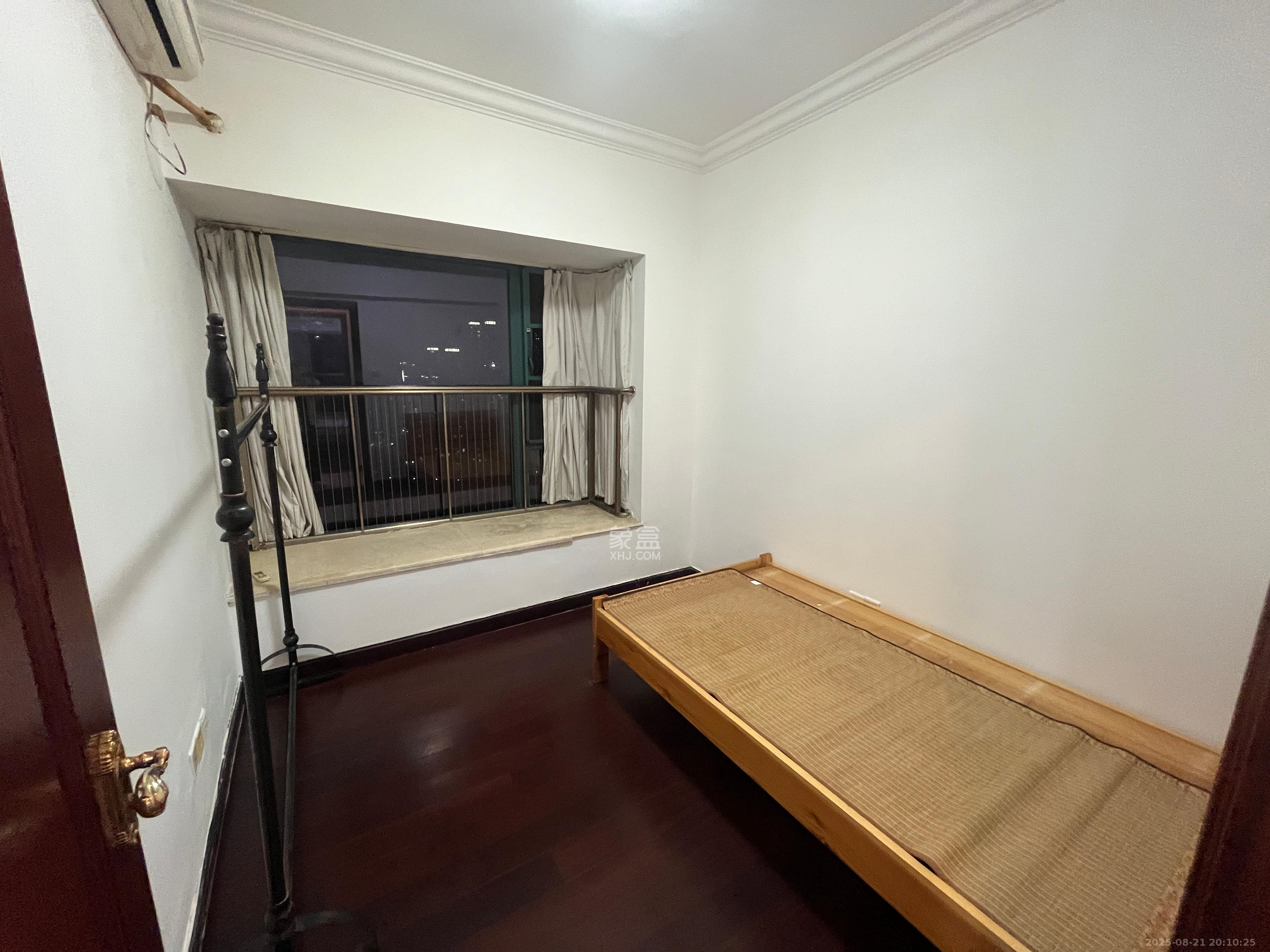 恒大绿洲  3室2厅2卫    2600.0元/月室内图