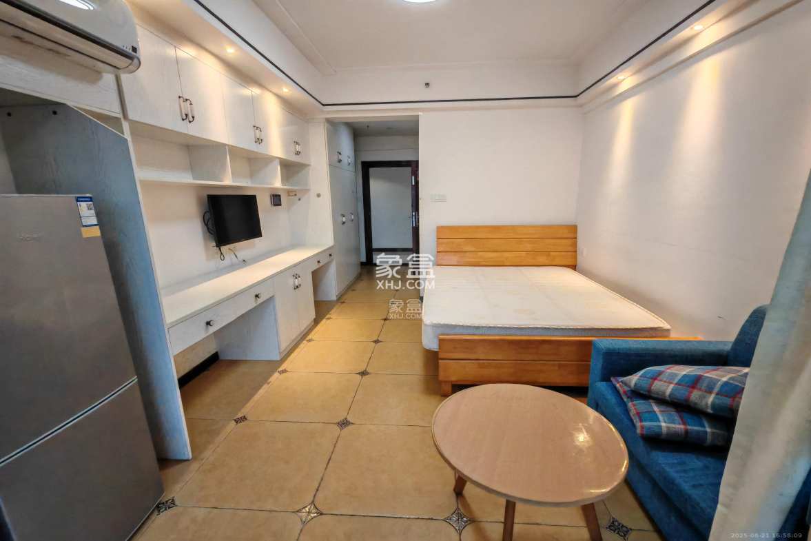 保利麓谷林语I区 1室1厅1卫 1500.0元/月 保利麓谷林语I区 1室1厅1卫 1500.0元/月室内图