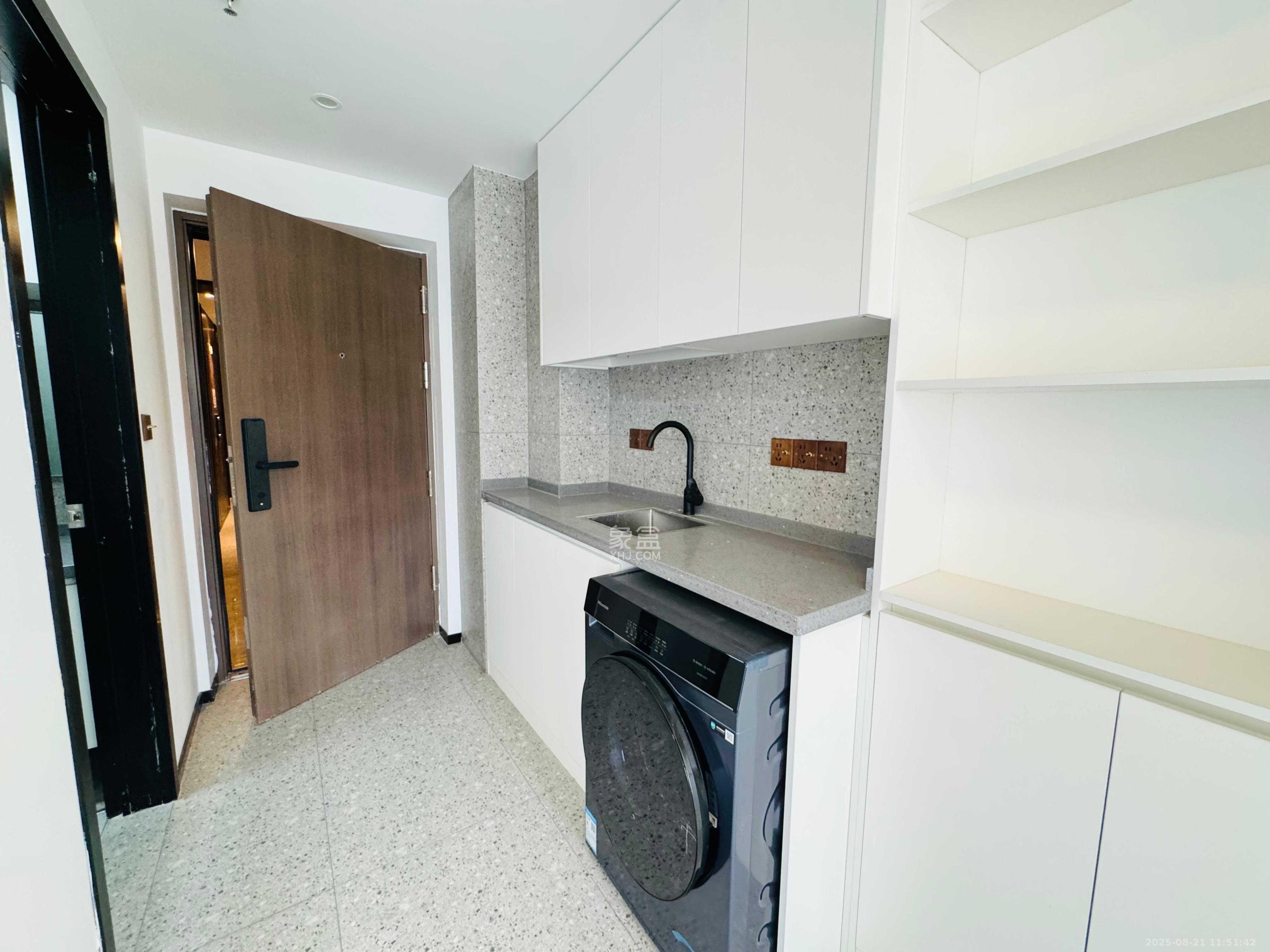 龙湖铂金岛 1室0厅1卫 1500.0元/月 龙湖铂金岛 1室0厅1卫 1500.0元/月室内图