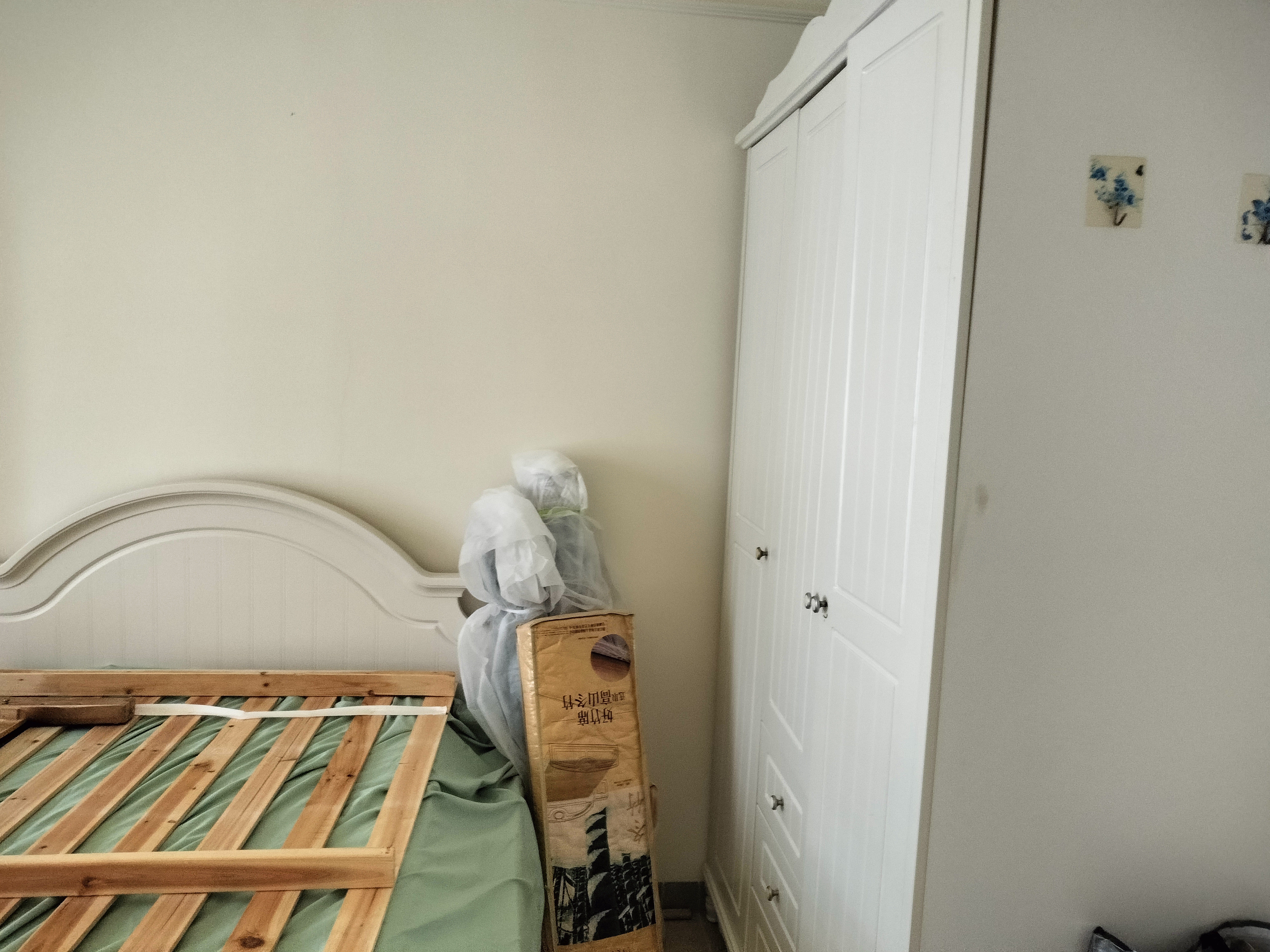 宁江花园 3室2厅2卫 2700.0元/月 宁江花园 3室2厅2卫 2700.0元/月室内图