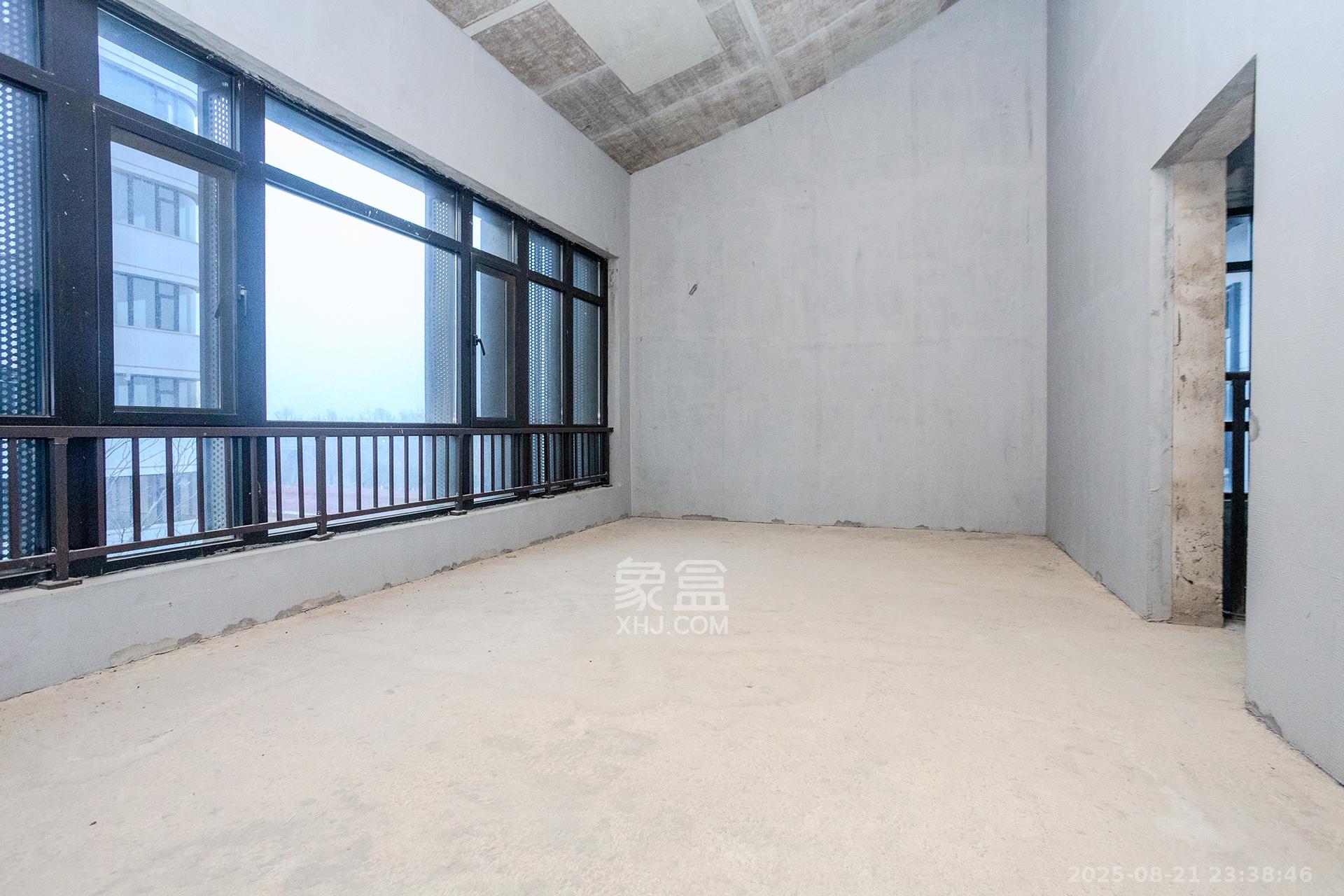 长房润和湘江玥 6室2厅2卫 600.0万 长房润和湘江玥 6室2厅2卫 600.0万卧室