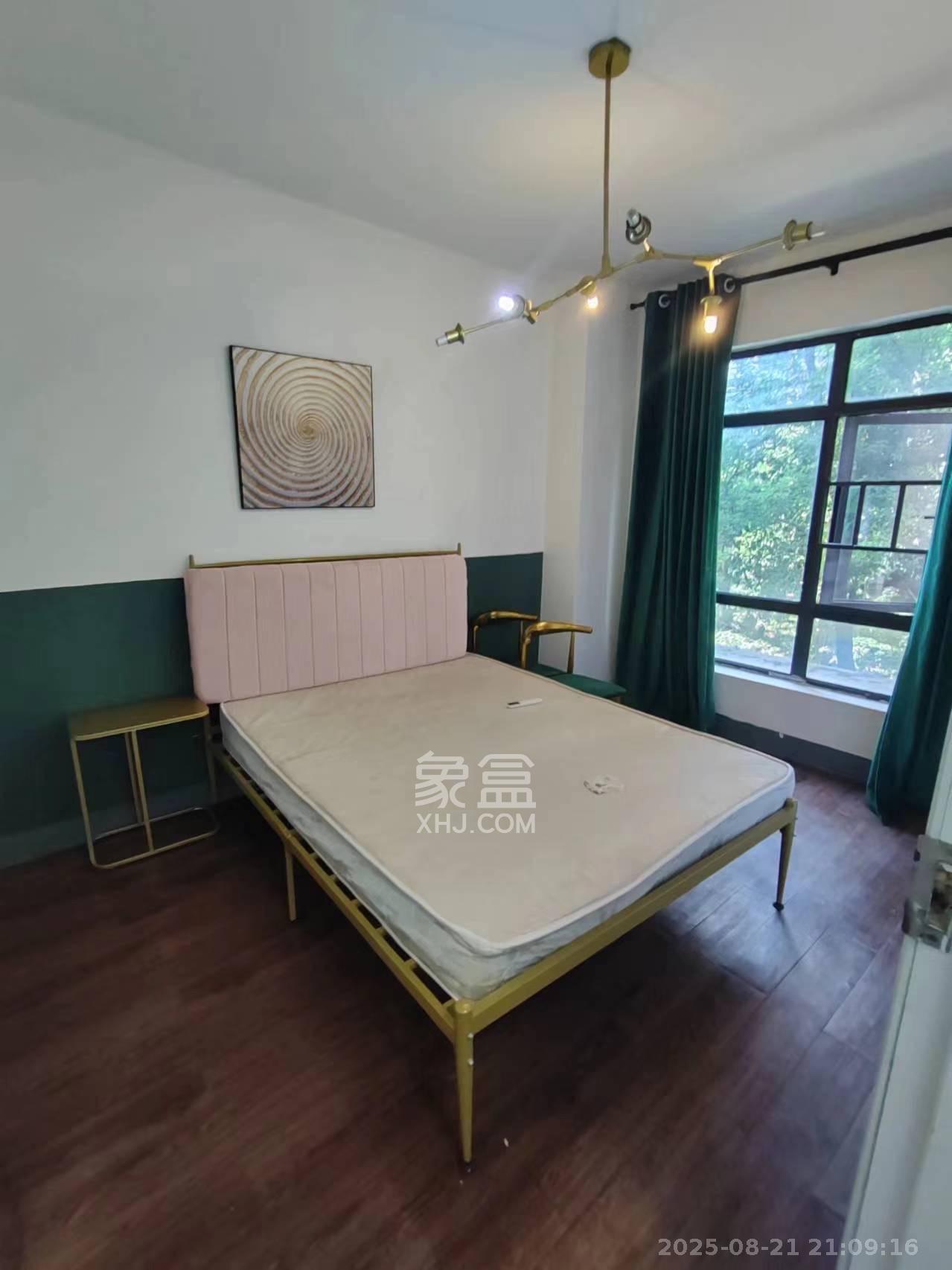 湘域城邦(湘域国际中心) 2室2厅1卫 3200.0元/月 湘域城邦(湘域国际中心) 2室2厅1卫 3200.0元/月室内图