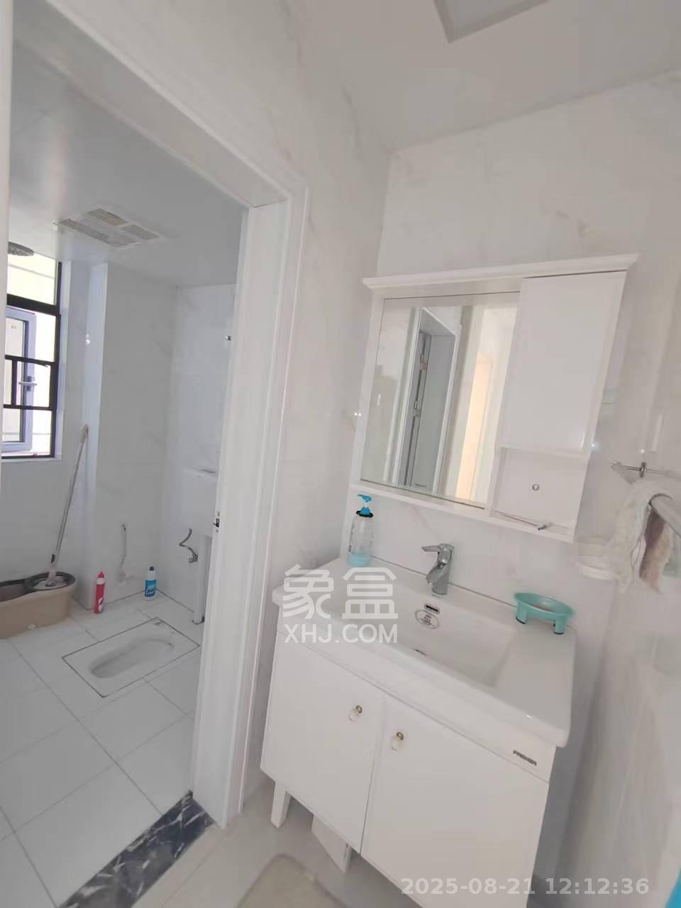 和顺洋湖壹号 3室2厅2卫 2800.0元/月 和顺洋湖壹号 3室2厅2卫 2800.0元/月室内图