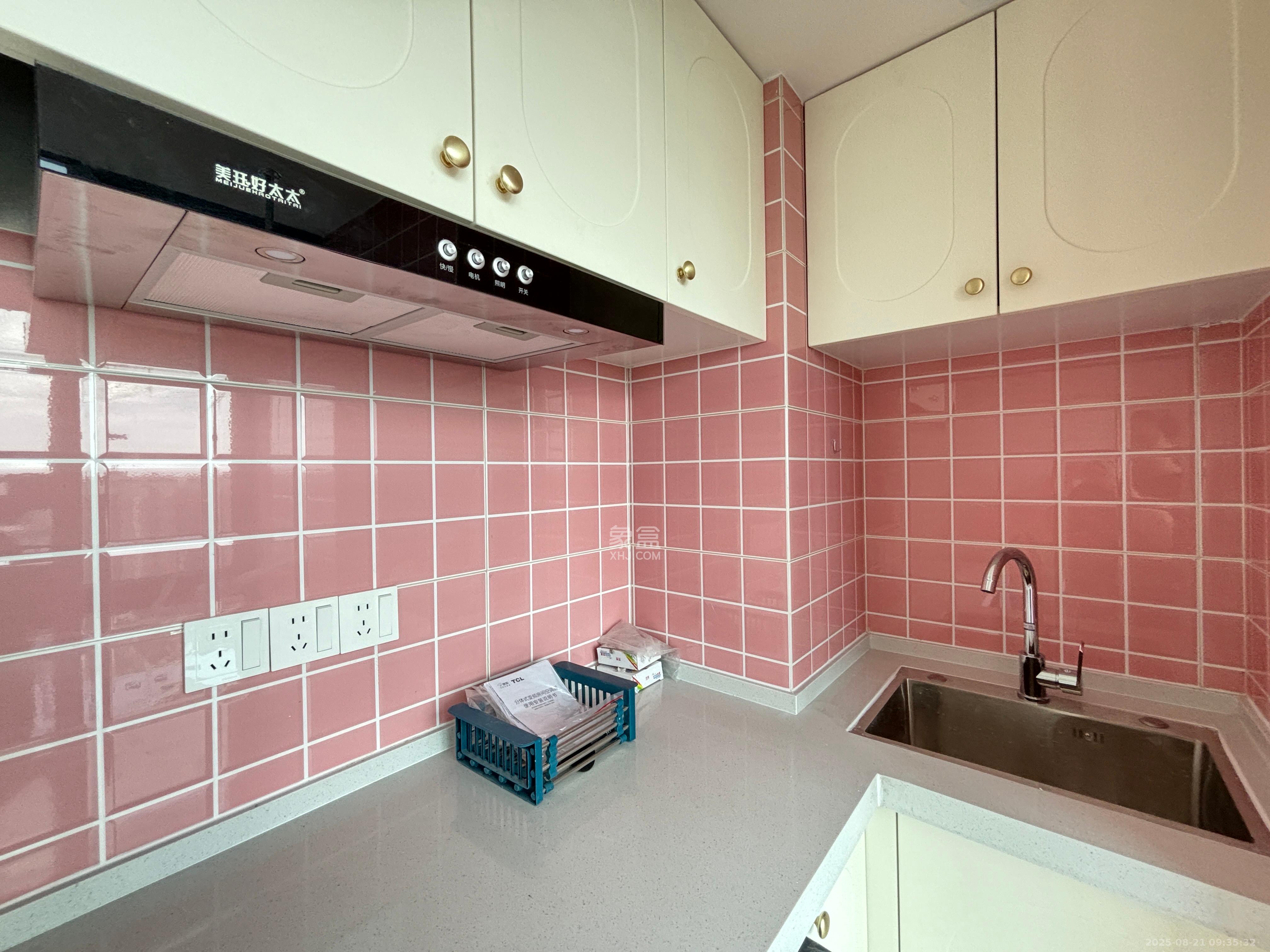 卓越伊景苑 1室0厅0卫 1500.0元/月 卓越伊景苑 1室0厅0卫 1500.0元/月室内图