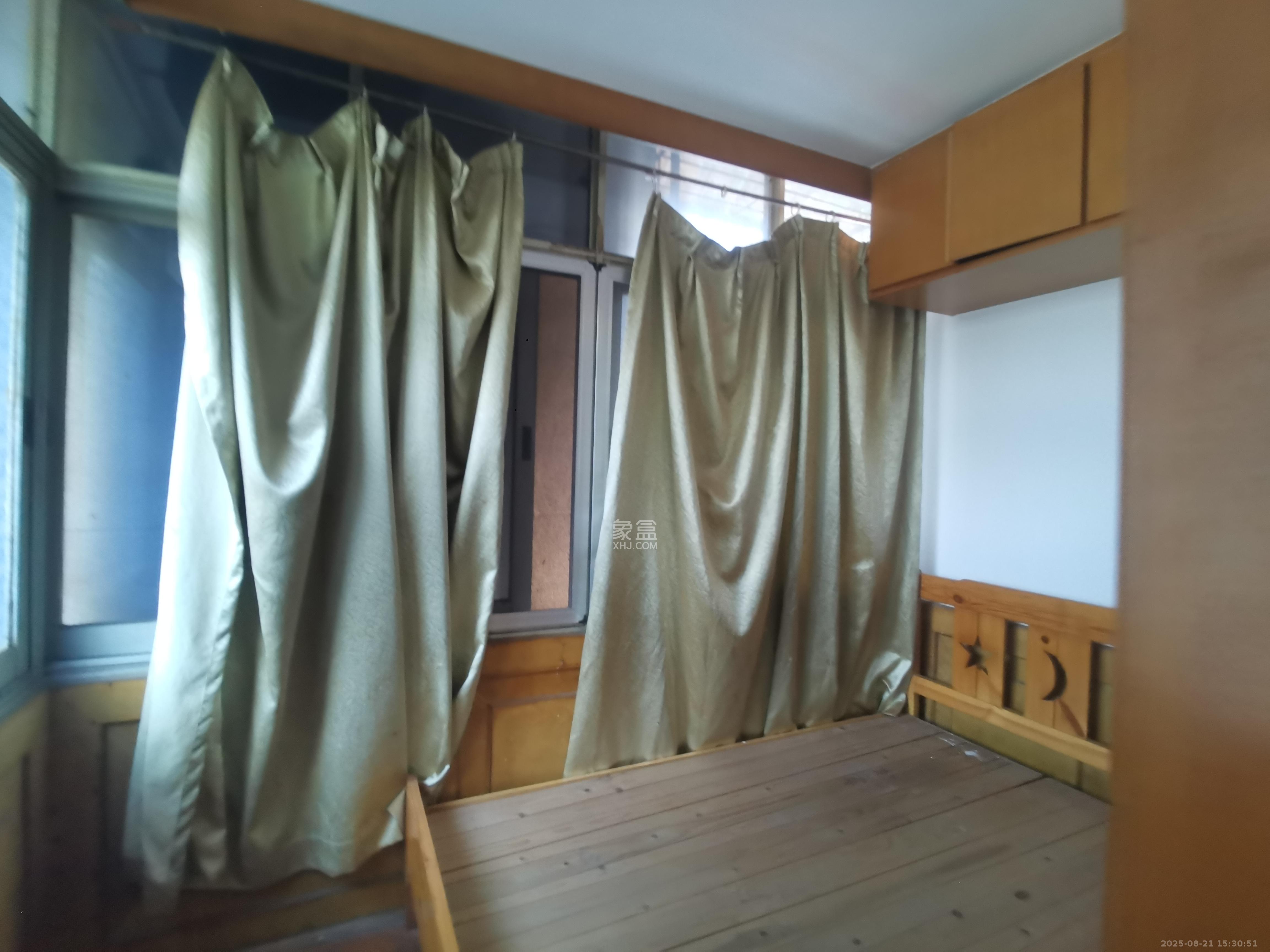 湘粮机械厂宿舍  2室2厅1卫    1800.0元/月室内图