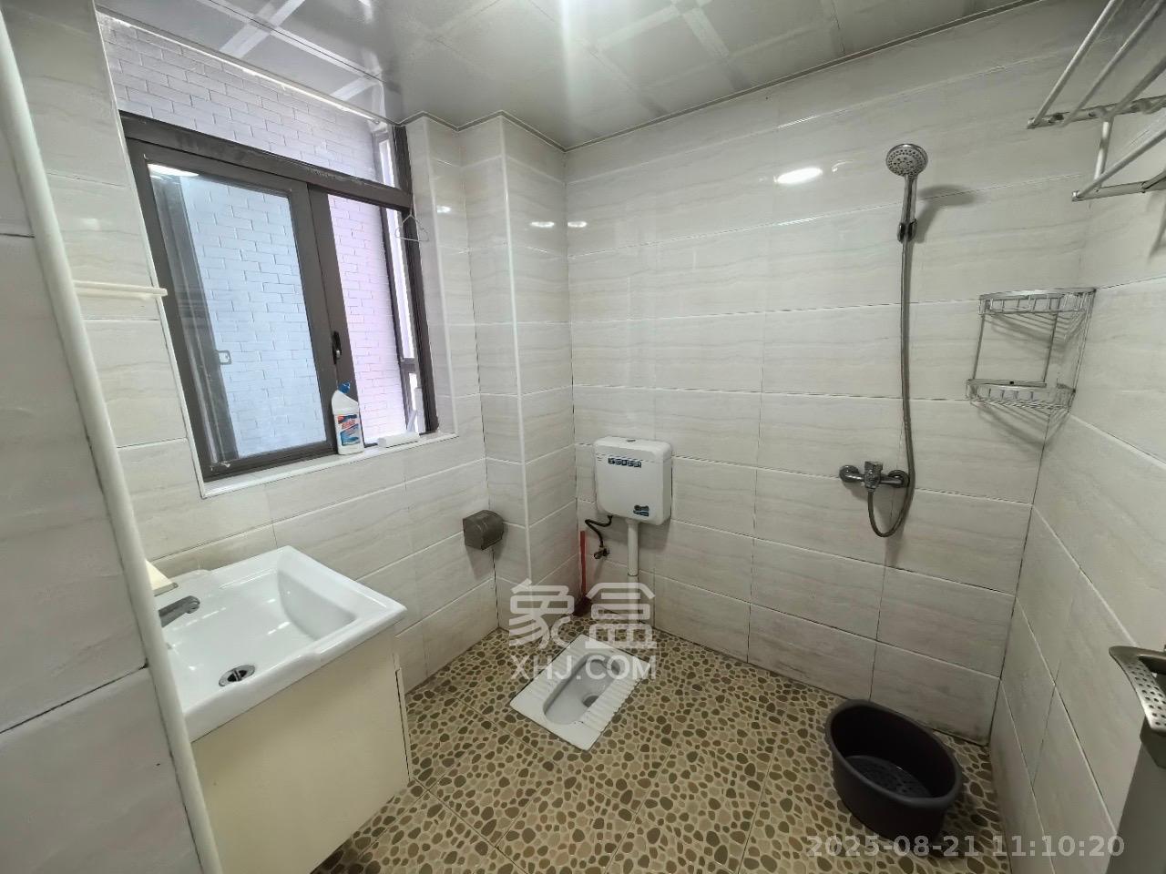 德庆水韵山城 2室1厅1卫 1600.0元/月 德庆水韵山城 2室1厅1卫 1600.0元/月室内图