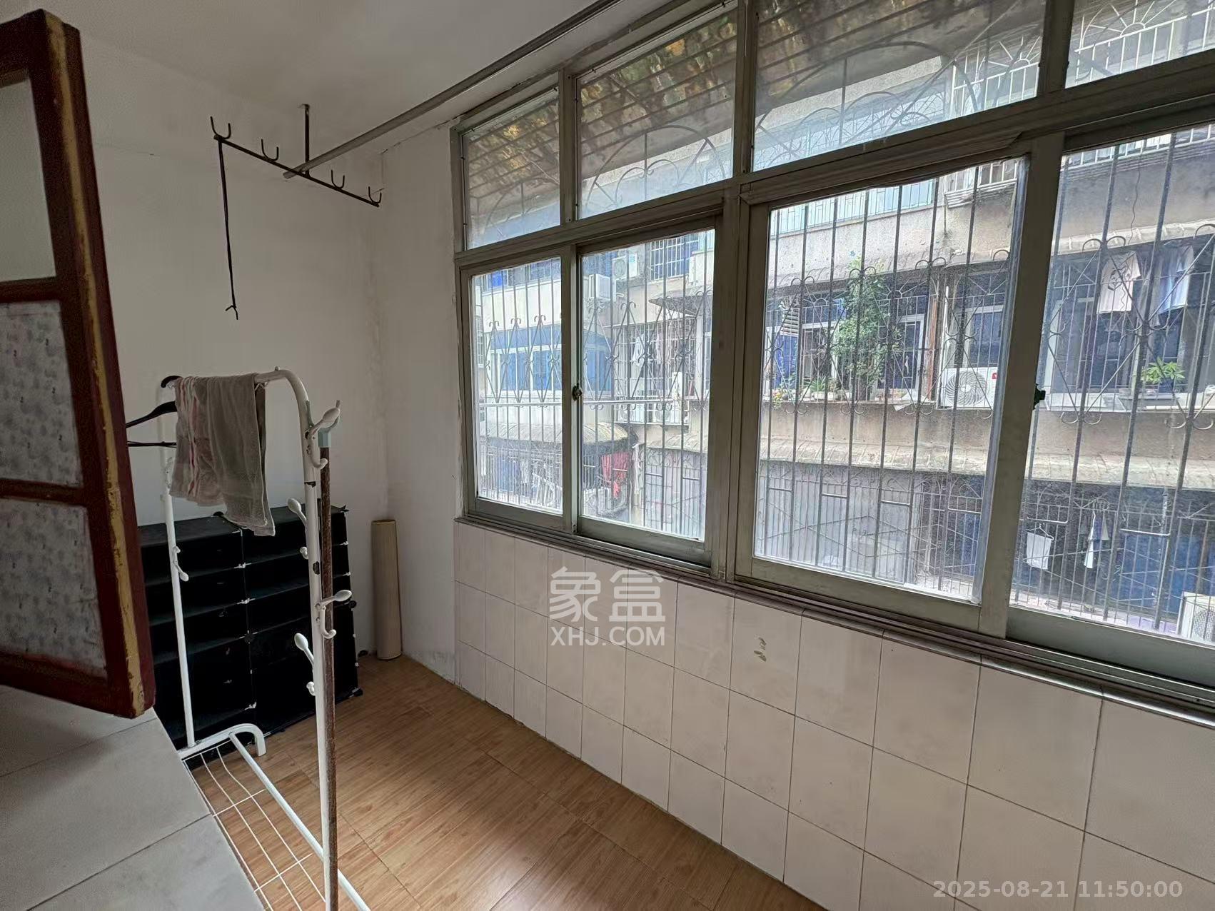 吉景小区  2室1厅1卫    1500.0元/月室内图