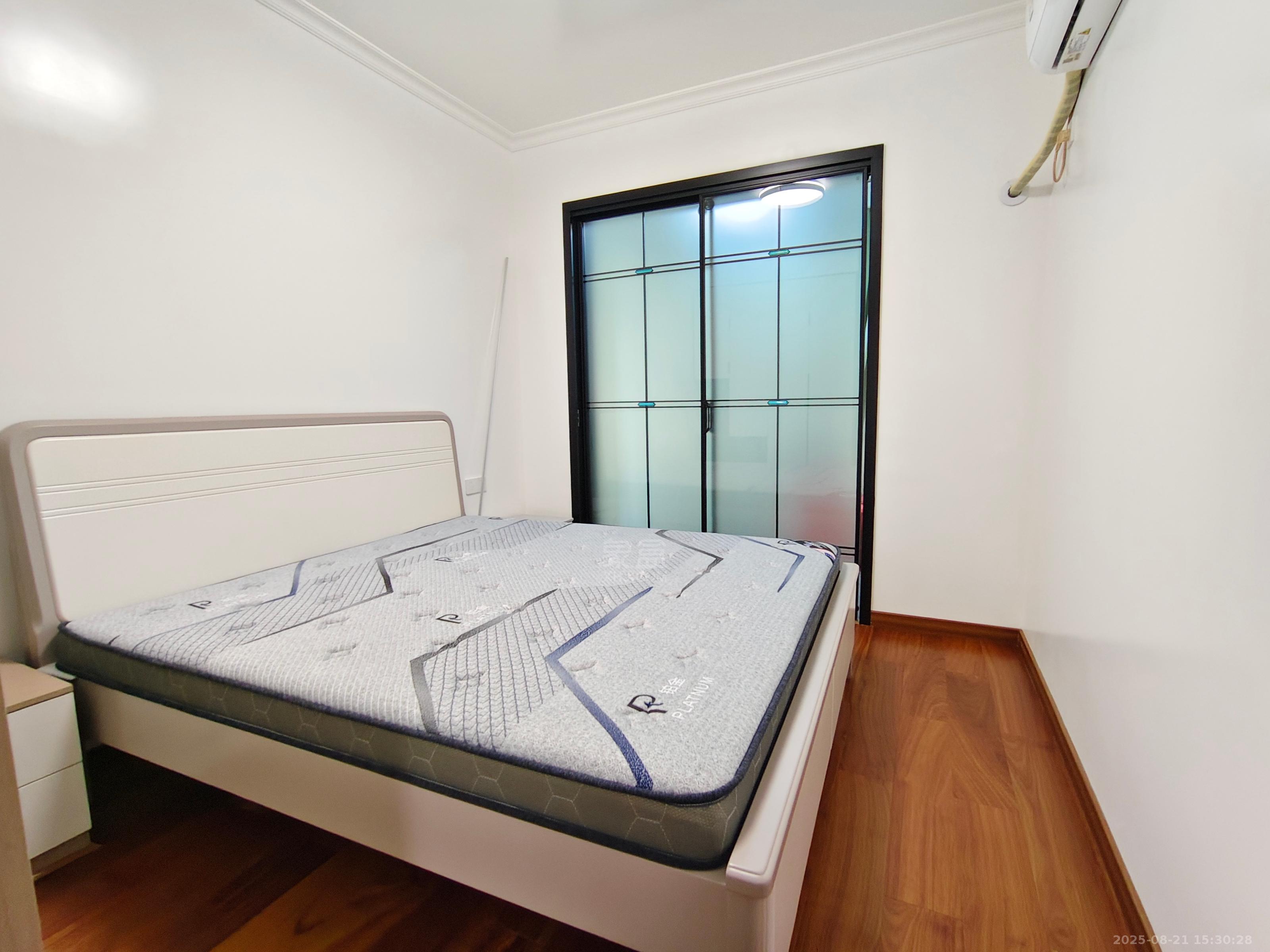 阳光城新城樾府 3室2厅2卫 2100.0元/月 阳光城新城樾府 3室2厅2卫 2100.0元/月室内图