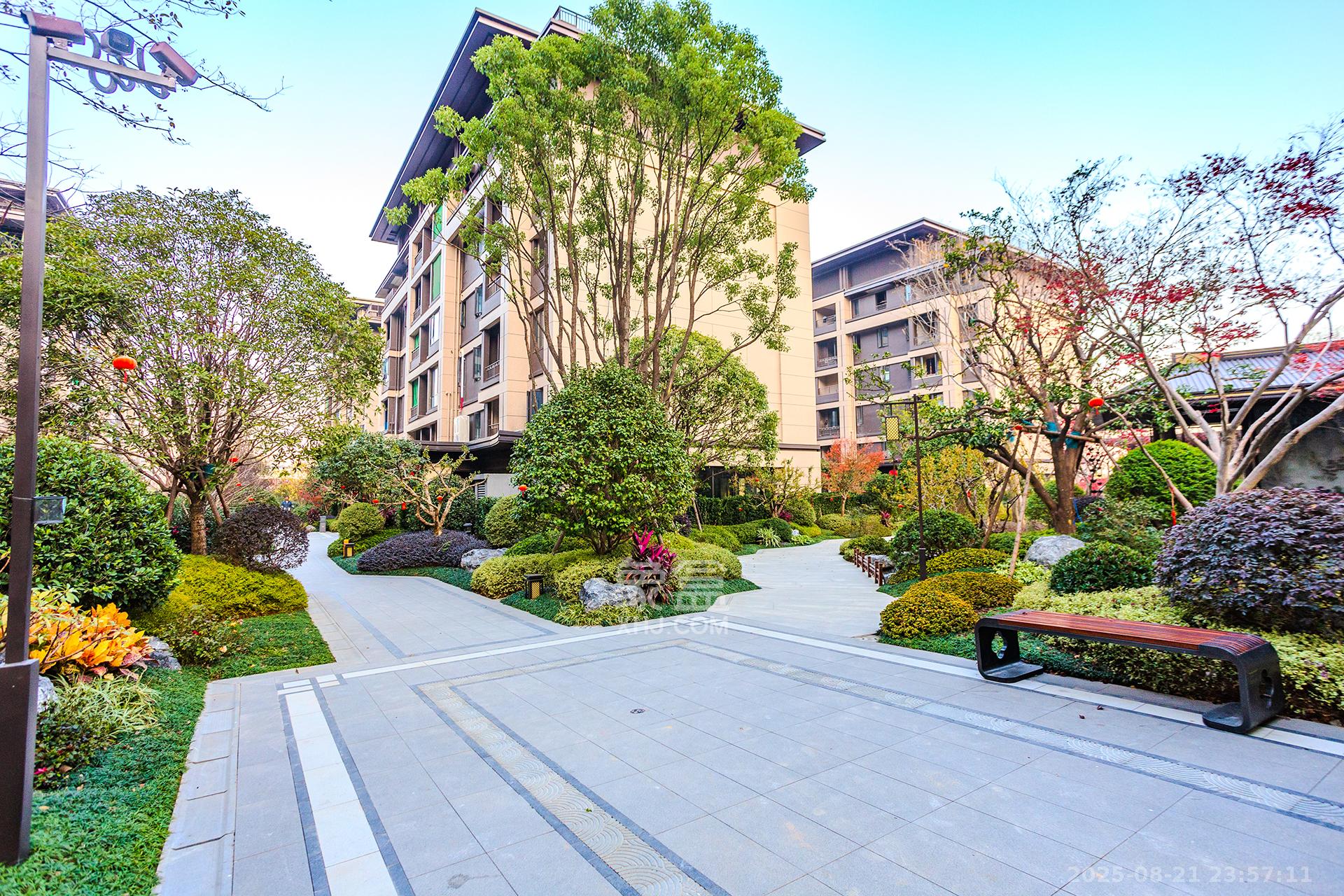 时代建发和著  6室2厅4卫   600.00万其他