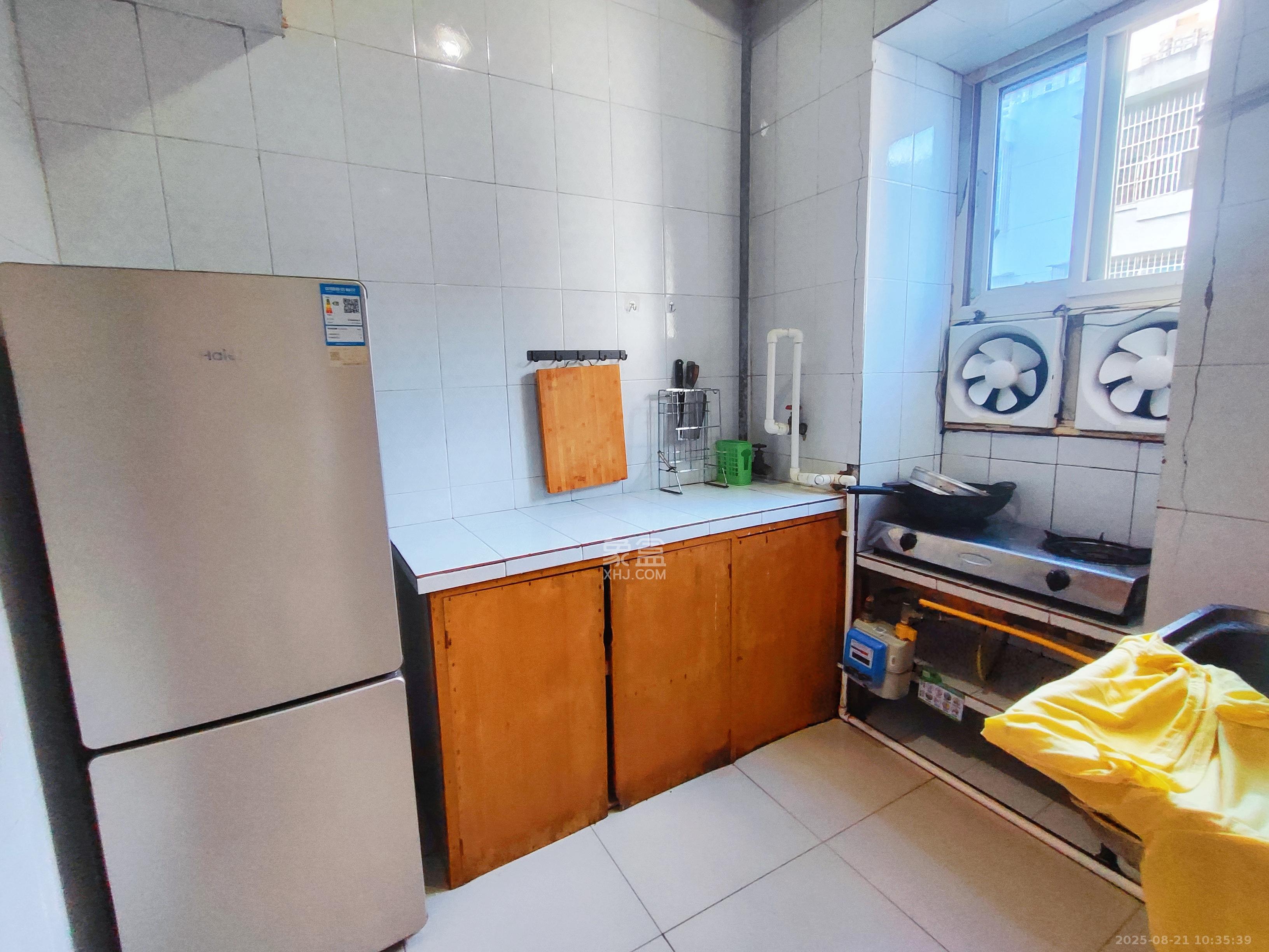 陈家湖小区  2室1厅1卫    1800.0元/月室内图