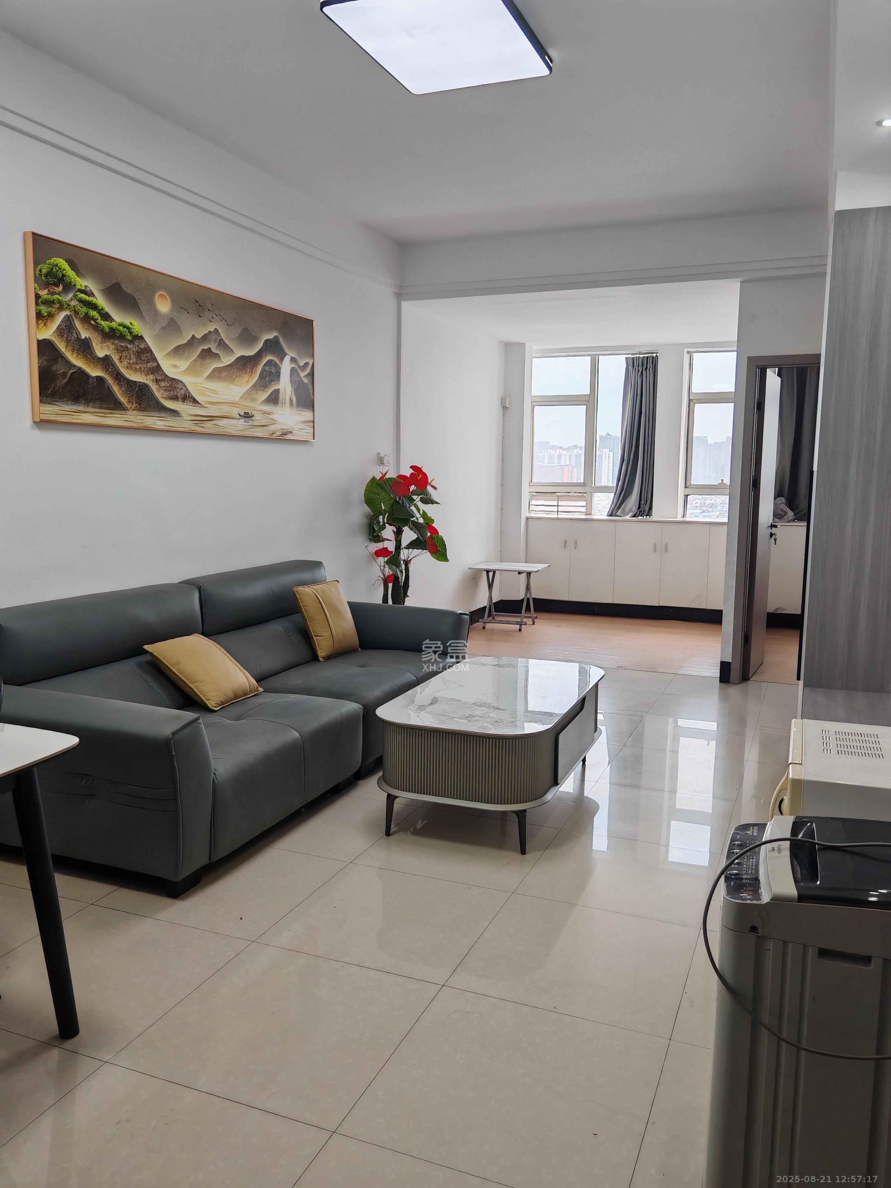 红星国际星城  2室1厅1卫    1650.0元/月 红星国际星城  2室1厅1卫    1650.0元/月