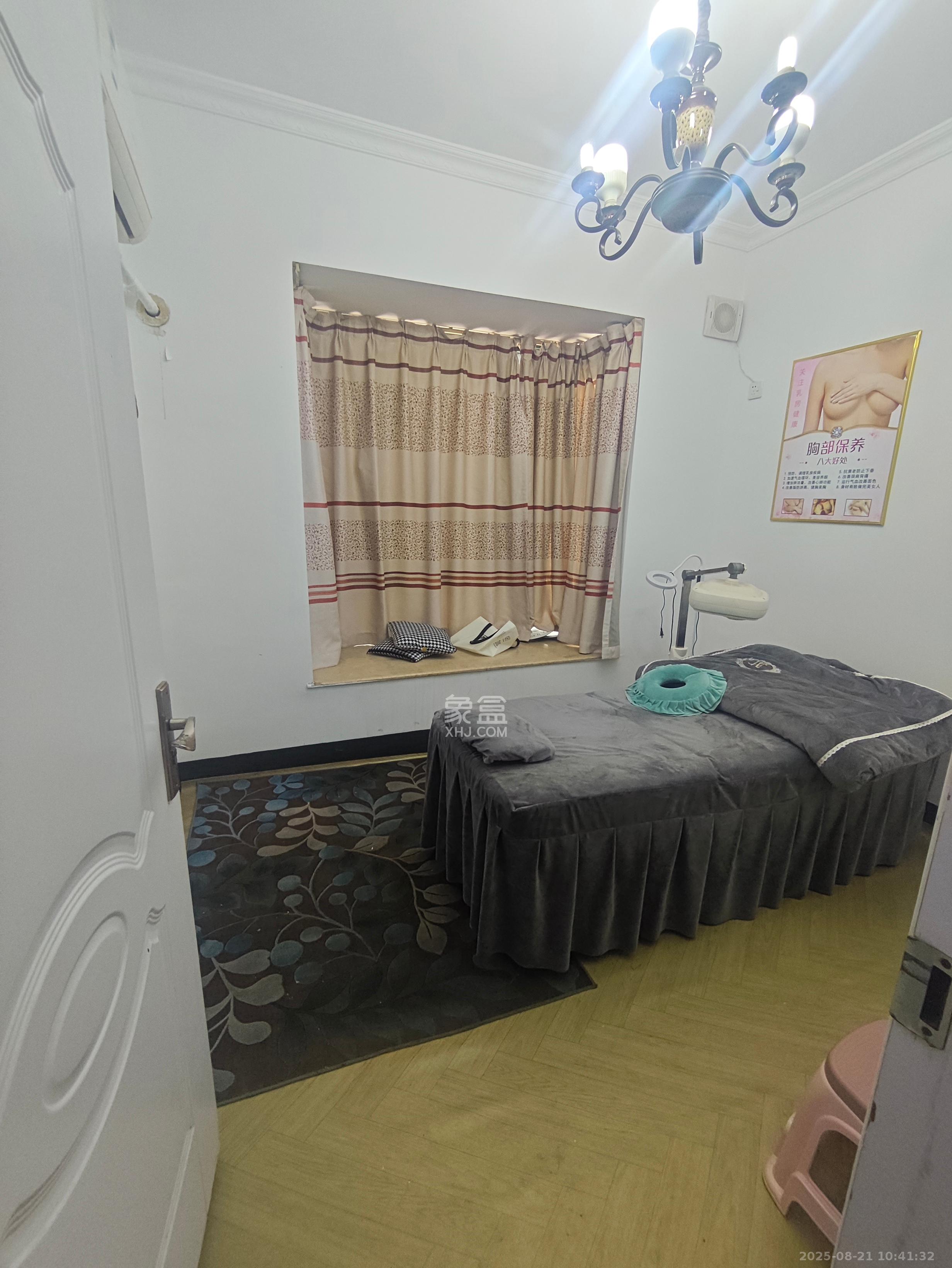 亚华香舍花都 3室1厅1卫 4000.0元/月 亚华香舍花都 3室1厅1卫 4000.0元/月室内图