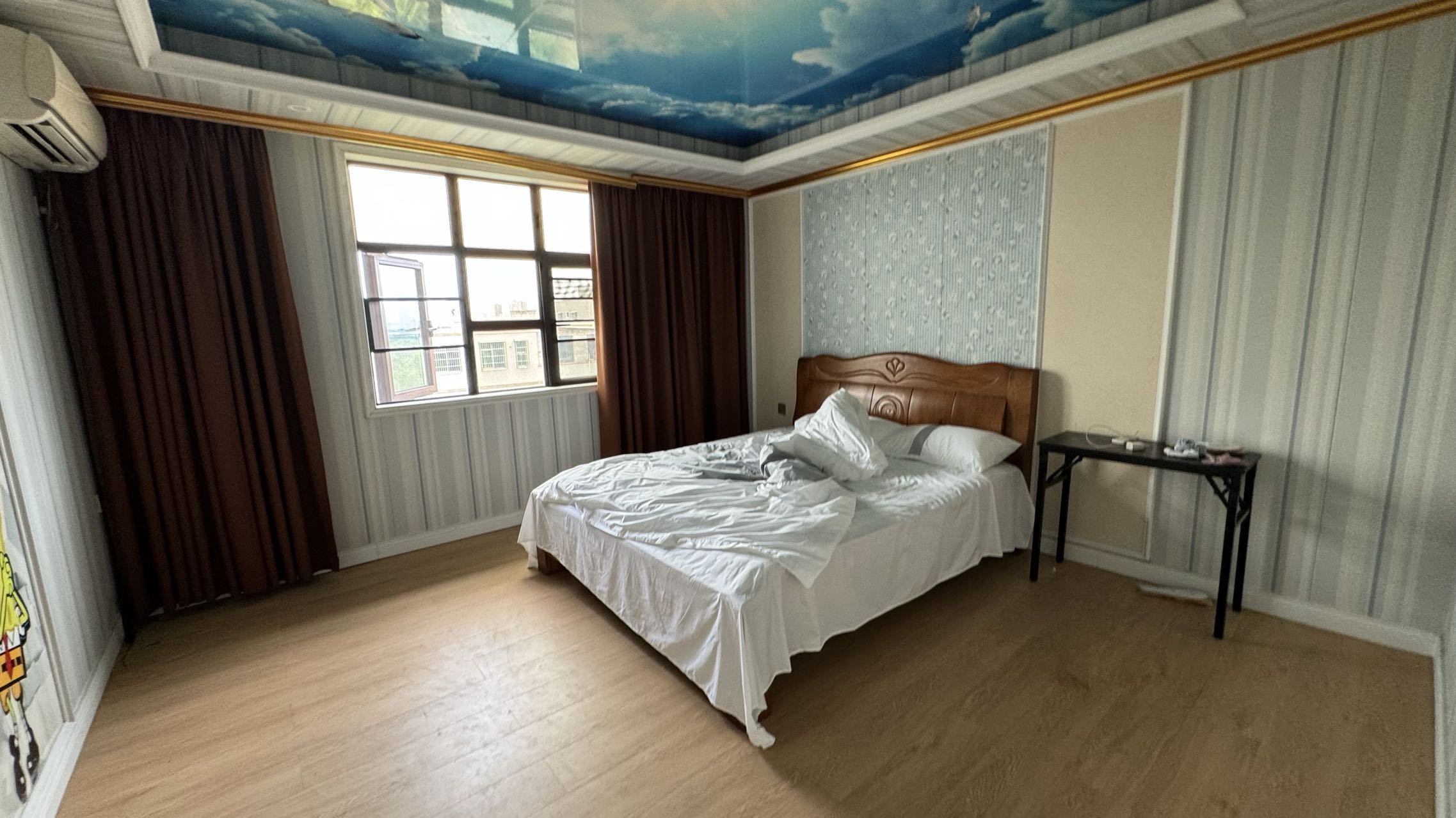 苍西村自建别墅 9室2厅3卫 13000.0元/月 苍西村自建别墅 9室2厅3卫 13000.0元/月室内图