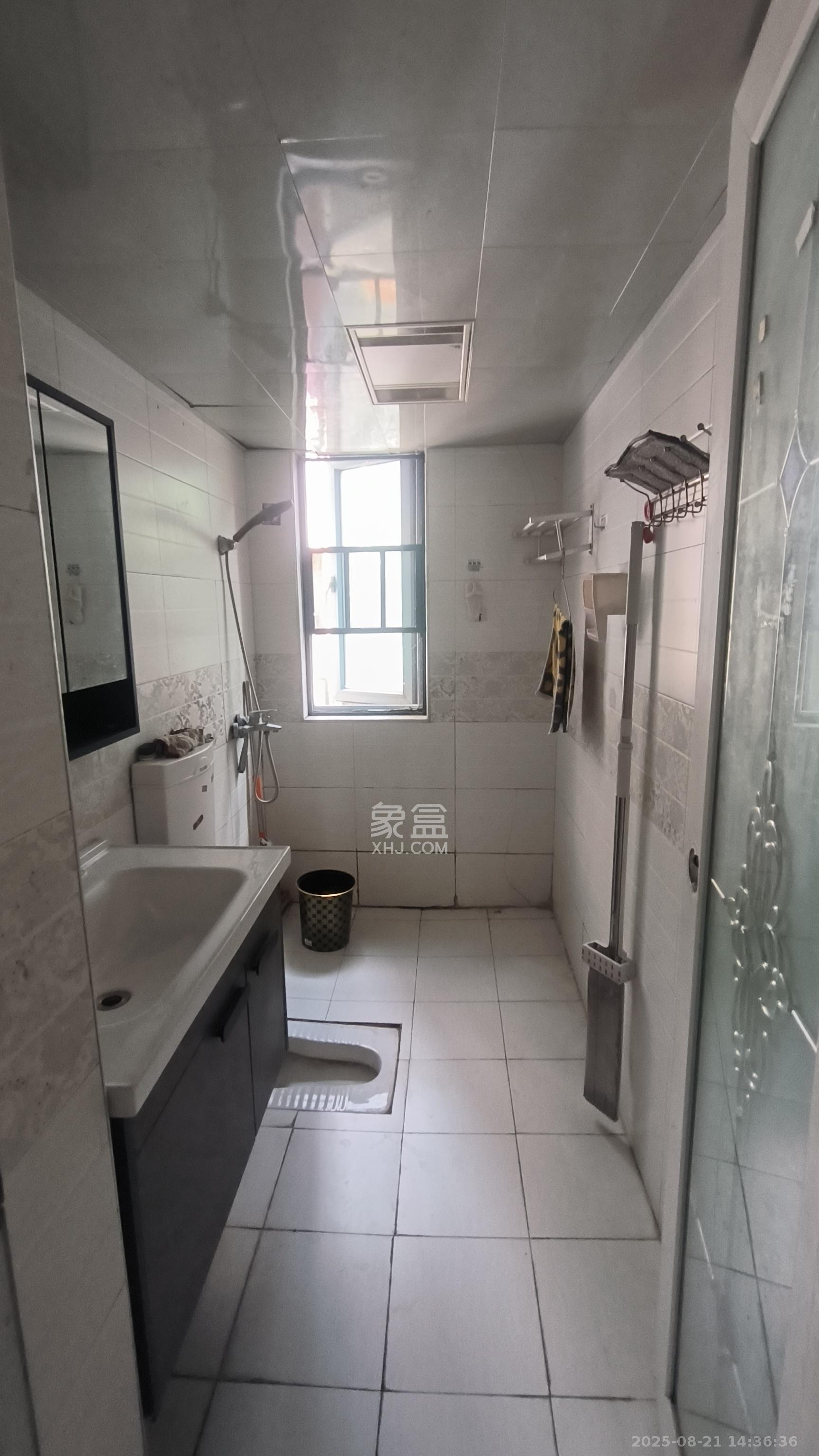 蝴蝶谷  4室2厅2卫    2000.0元/月 蝴蝶谷  4室2厅2卫    2000.0元/月室内图