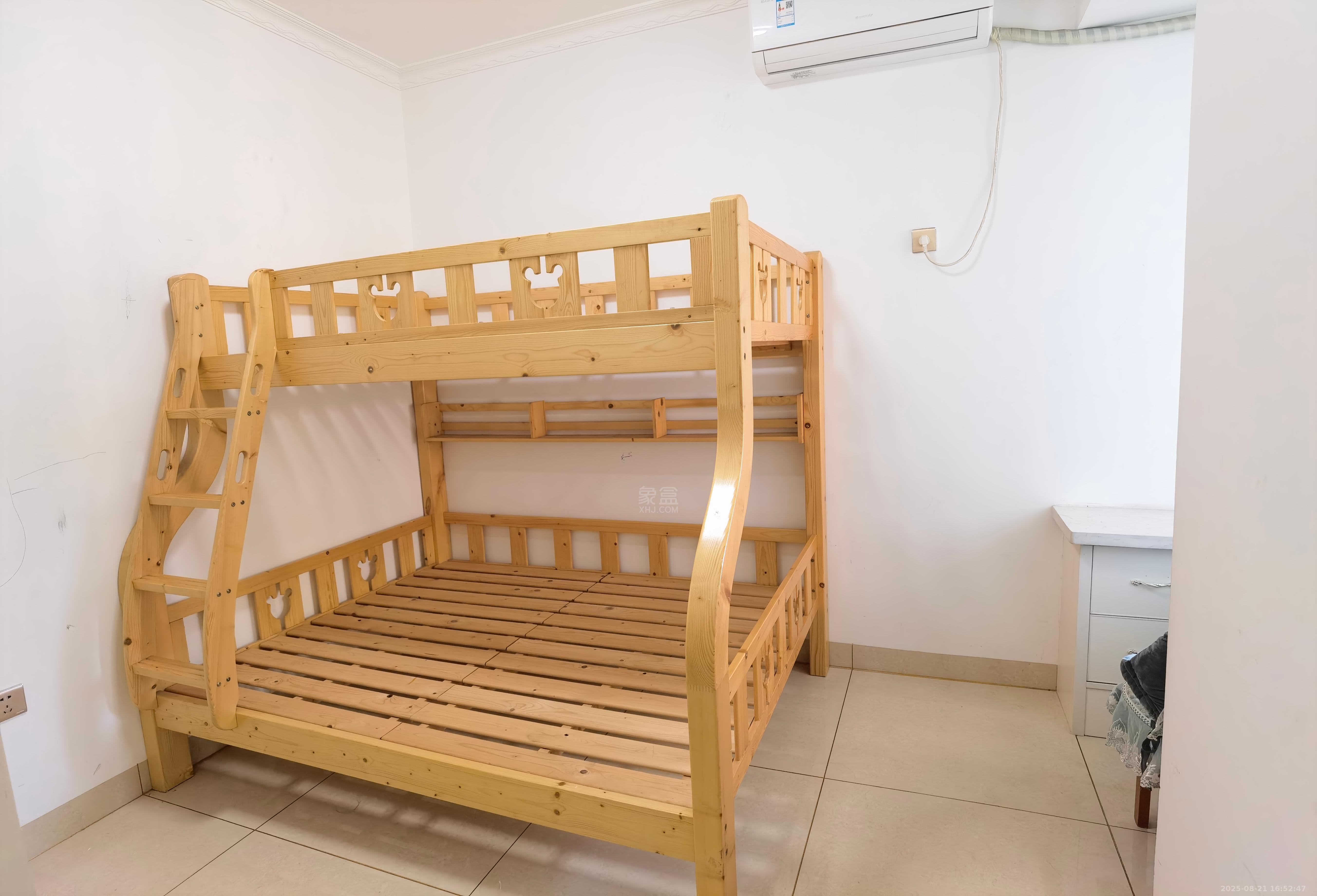 湖景名城 2室2厅1卫 1800.0元/月 湖景名城 2室2厅1卫 1800.0元/月室内图