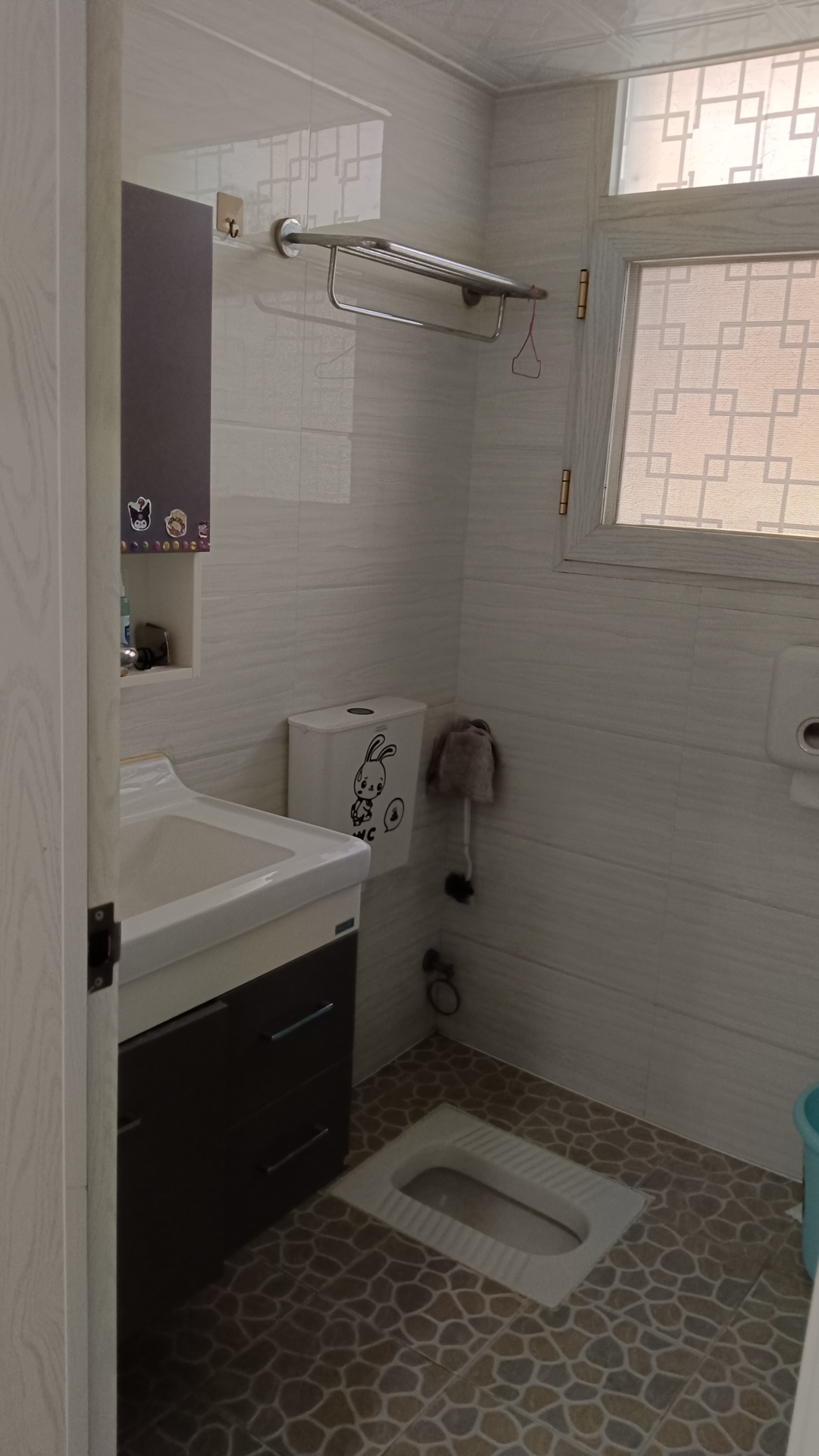 千里红小区（京明时代广场）  3室2厅1卫    1800.0元/月室内图