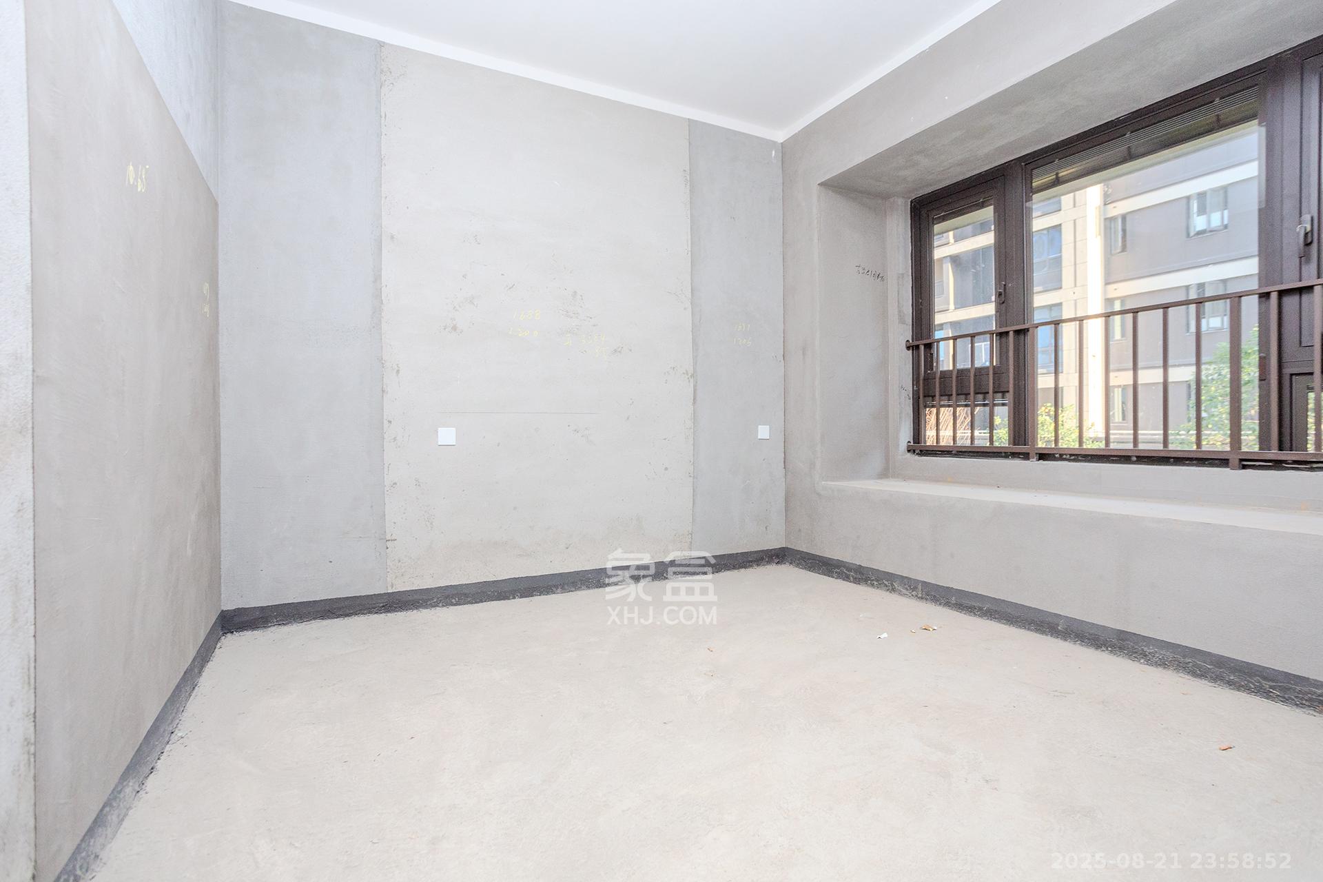 时代建发和著  6室2厅4卫    600.0万 时代建发和著  6室2厅4卫    600.0万卧室