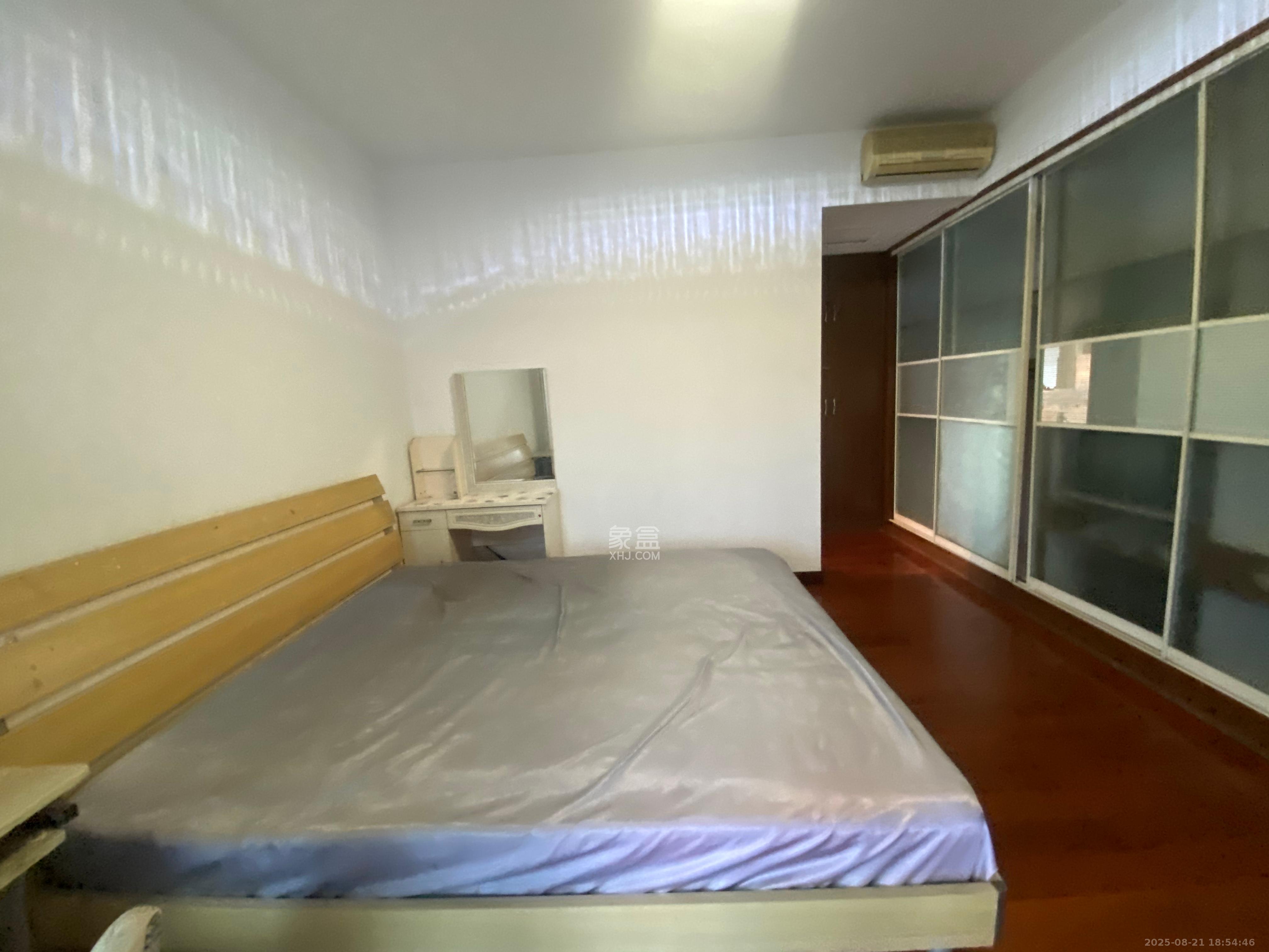 仁和香堤雅境 3室2厅2卫 2800.0元/月 仁和香堤雅境 3室2厅2卫 2800.0元/月室内图