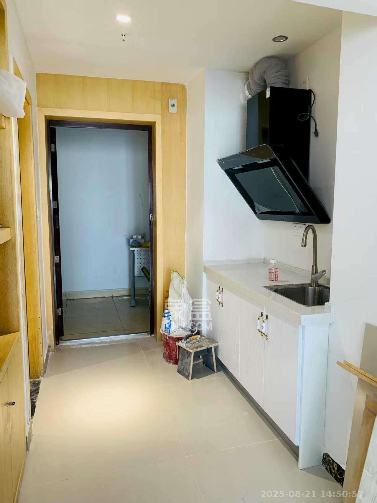 摩天一号 1室1厅1卫 2000.0元/月 摩天一号 1室1厅1卫 2000.0元/月室内图