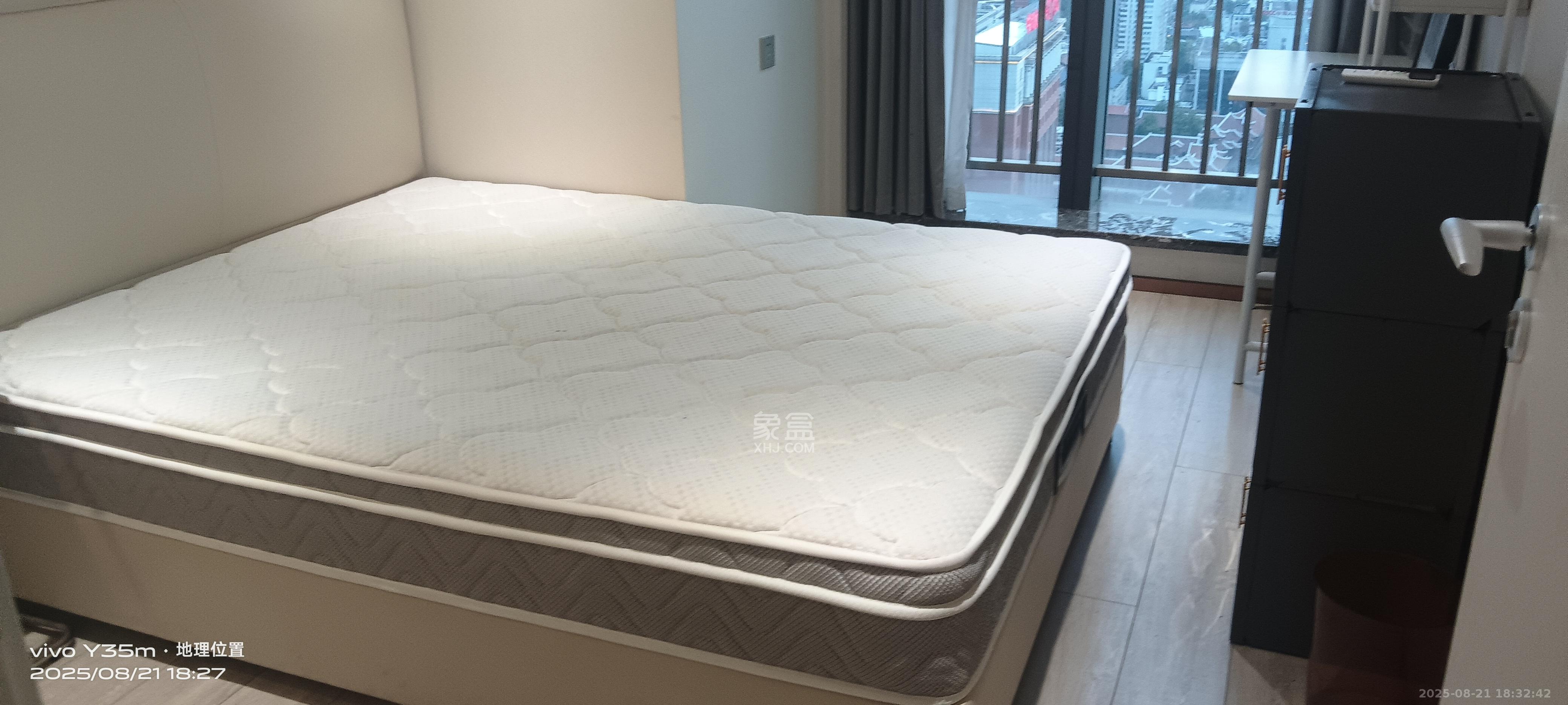 华远华时代  3室1厅1卫   3800.00元/月室内图