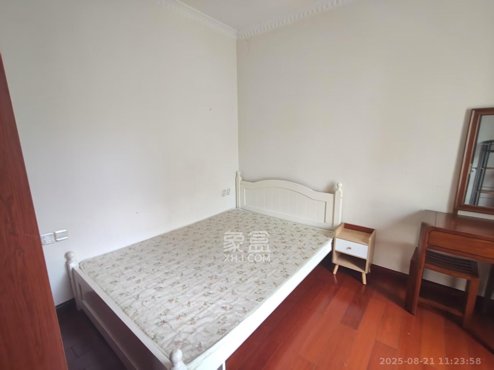 旭辉御府 3室2厅1卫 2500.0元/月 旭辉御府 3室2厅1卫 2500.0元/月室内图