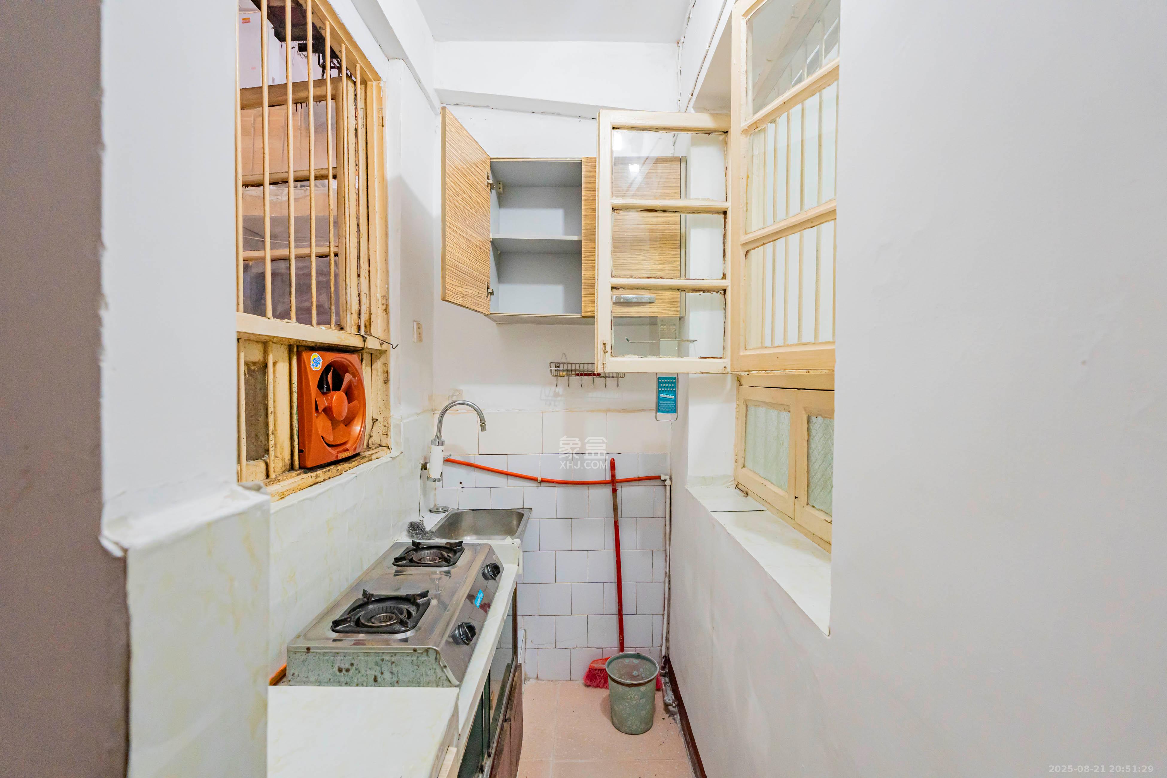 粮一库(北桥新村)  2室2厅1卫    40.0万 粮一库(北桥新村)  2室2厅1卫    40.0万厨房