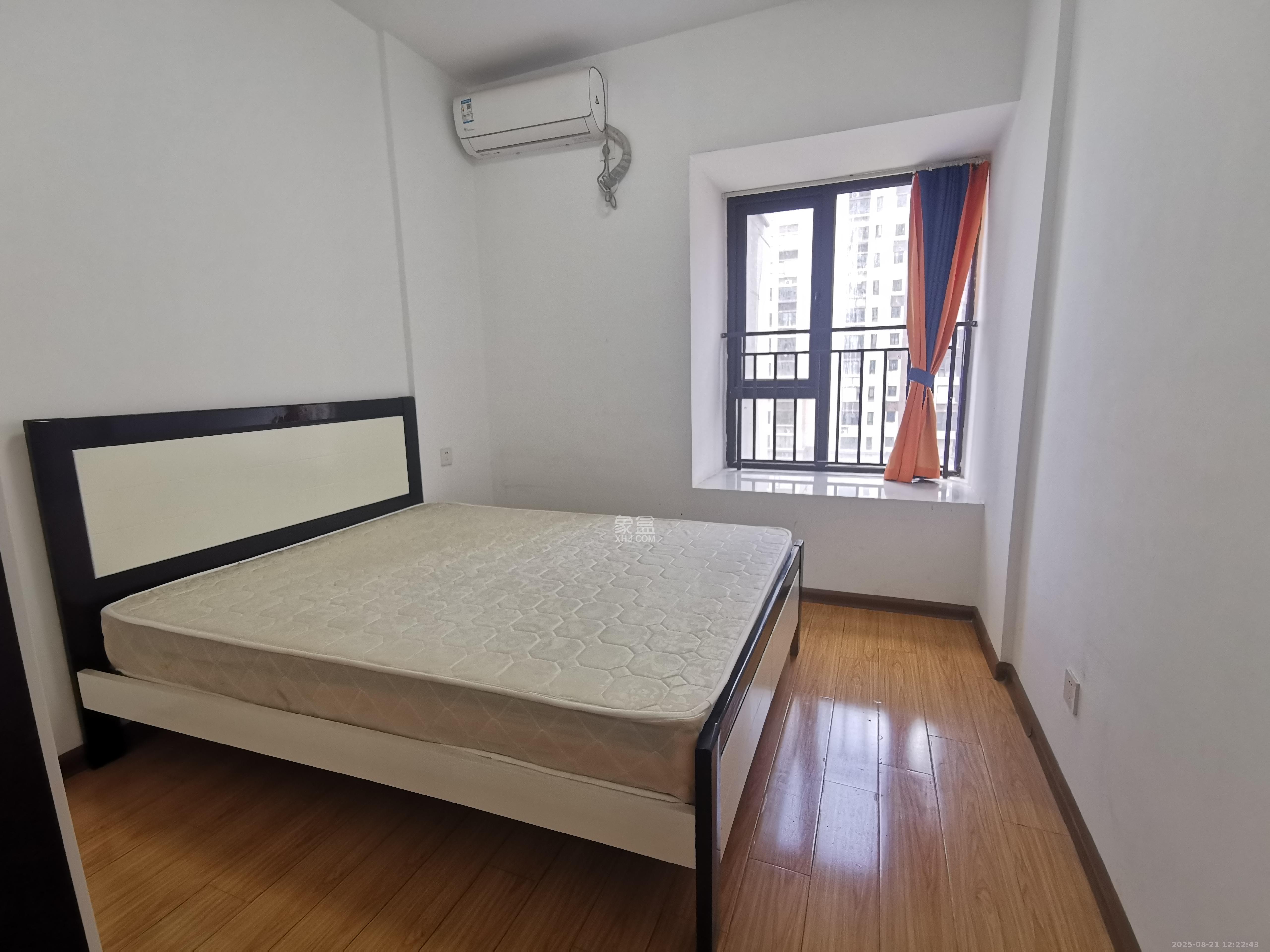 蓝光雍锦半岛  3室2厅2卫    2400.0元/月 蓝光雍锦半岛  3室2厅2卫    2400.0元/月室内图