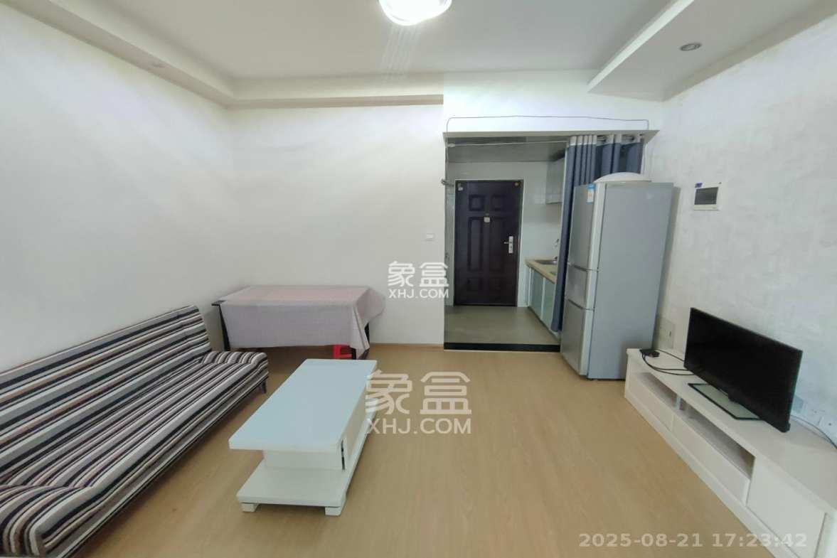 尊邸华庭  1室1厅1卫    1500.0元/月 尊邸华庭  1室1厅1卫    1500.0元/月室内图