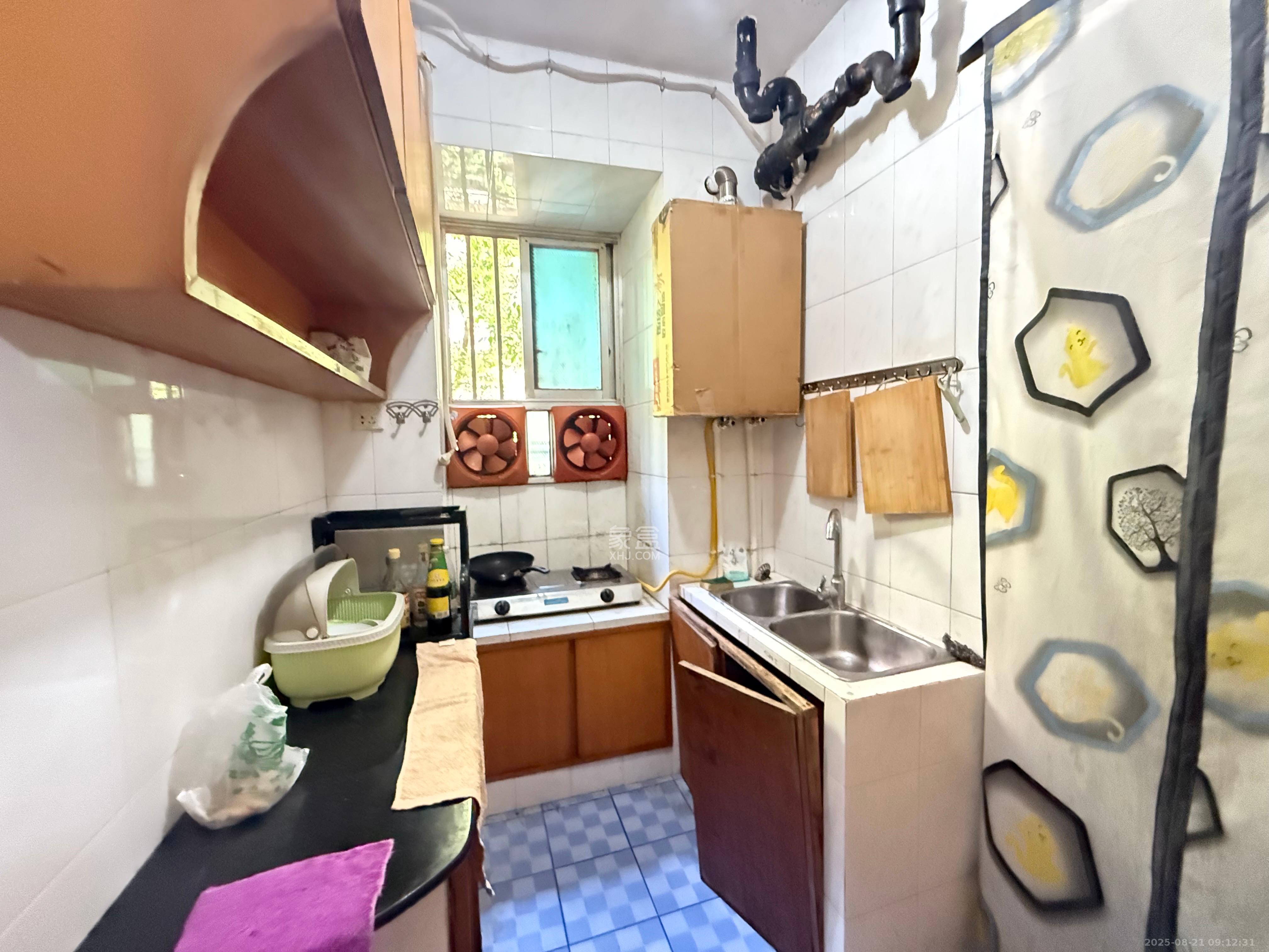 文艺新村 1室1厅1卫 1700.0元/月 文艺新村 1室1厅1卫 1700.0元/月室内图