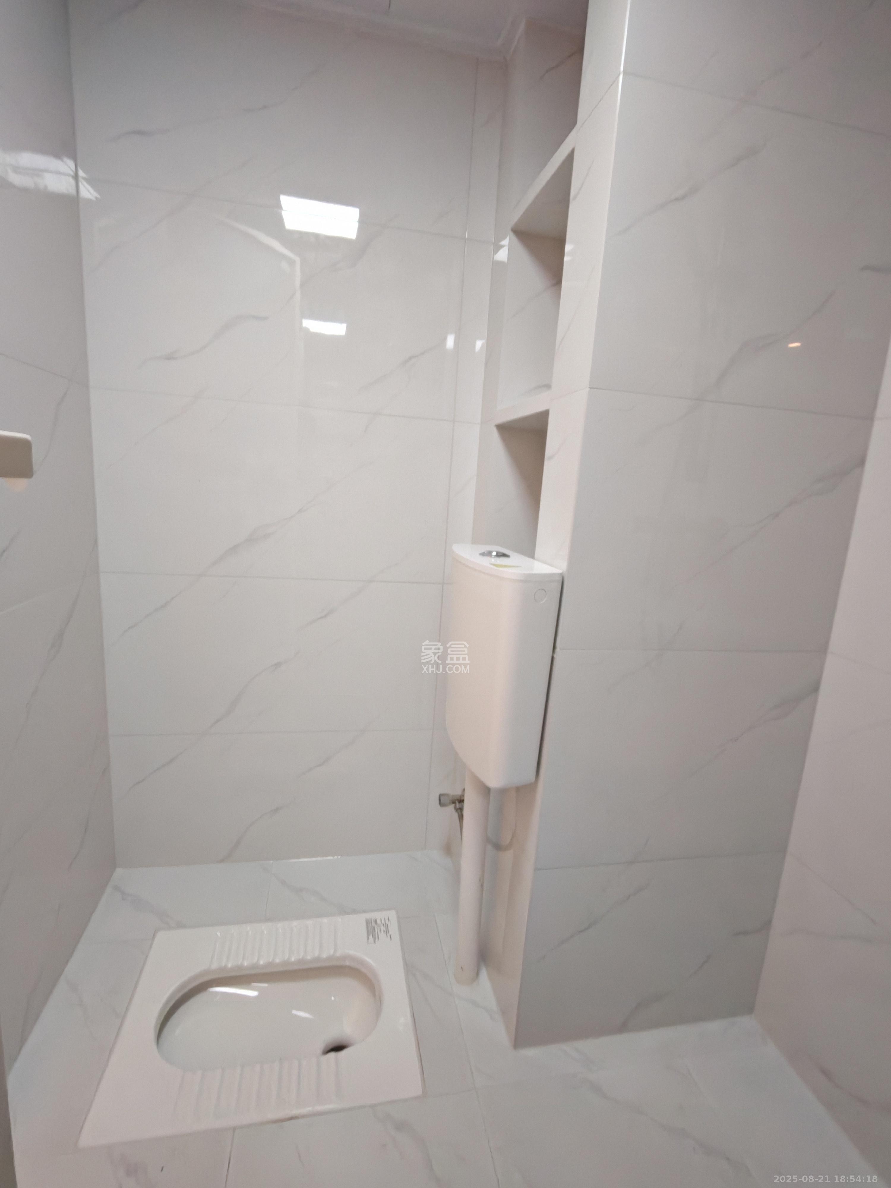 梅溪悦章  1室0厅0卫    1500.0元/月 梅溪悦章  1室0厅0卫    1500.0元/月室内图