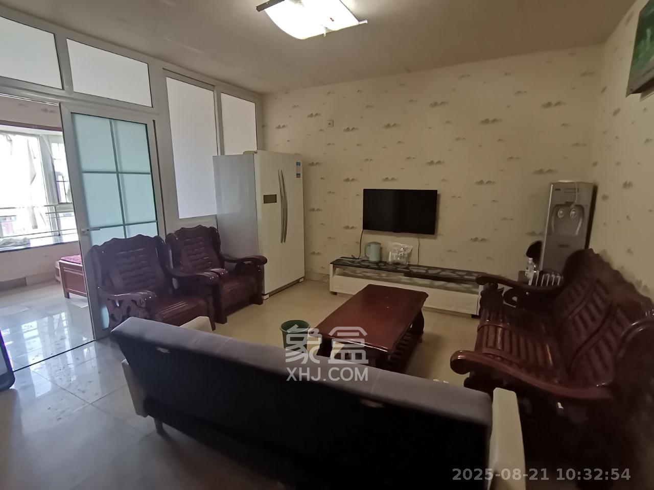 三重星都心  2室2厅1卫    2100.0元/月 三重星都心  2室2厅1卫    2100.0元/月室内图