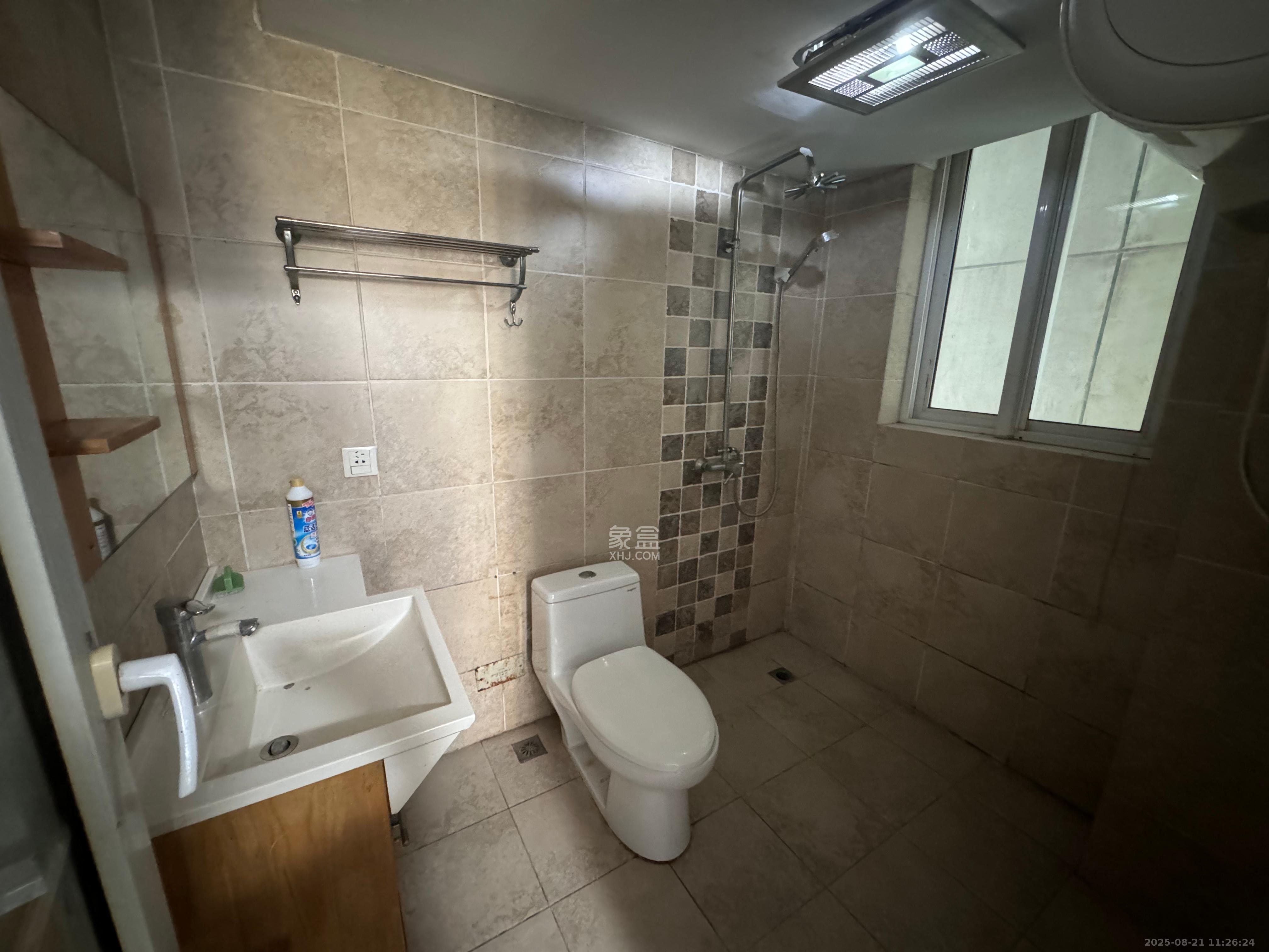 三重星都心 3室2厅2卫 3000.0元/月 三重星都心 3室2厅2卫 3000.0元/月室内图