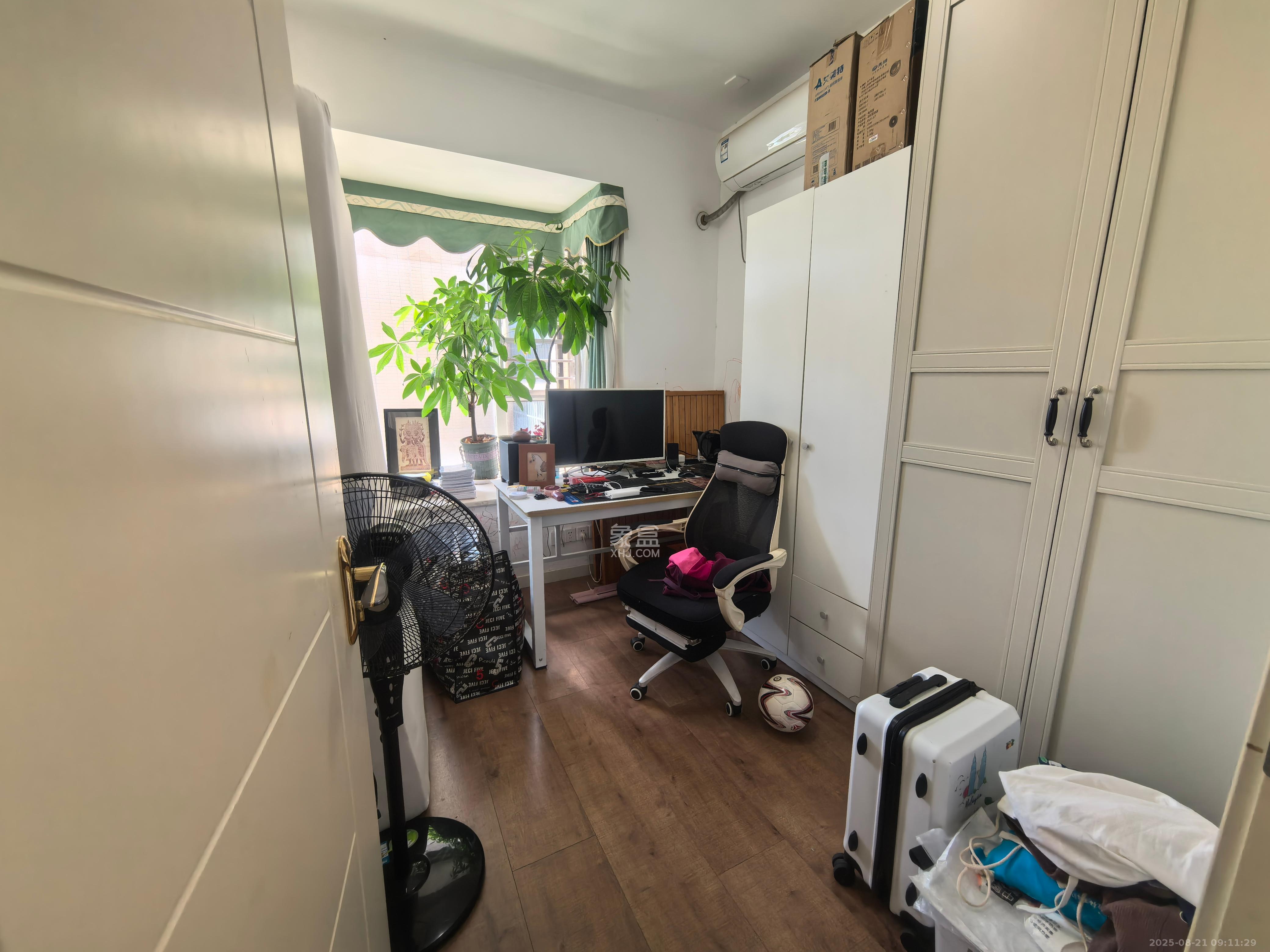 金鼎公园尚 3室2厅2卫 2100.0元/月 金鼎公园尚 3室2厅2卫 2100.0元/月室内图