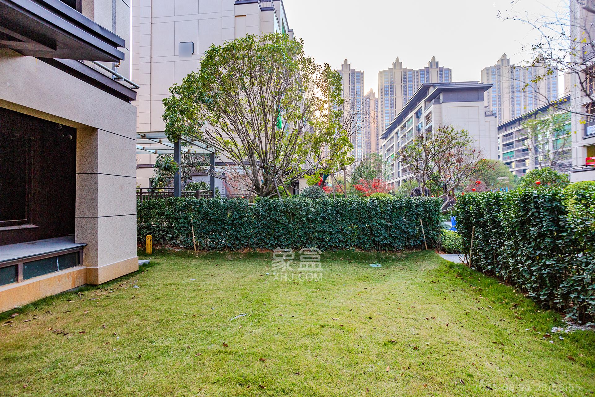 时代建发和著  6室2厅4卫    600.0万 时代建发和著  6室2厅4卫    600.0万其他