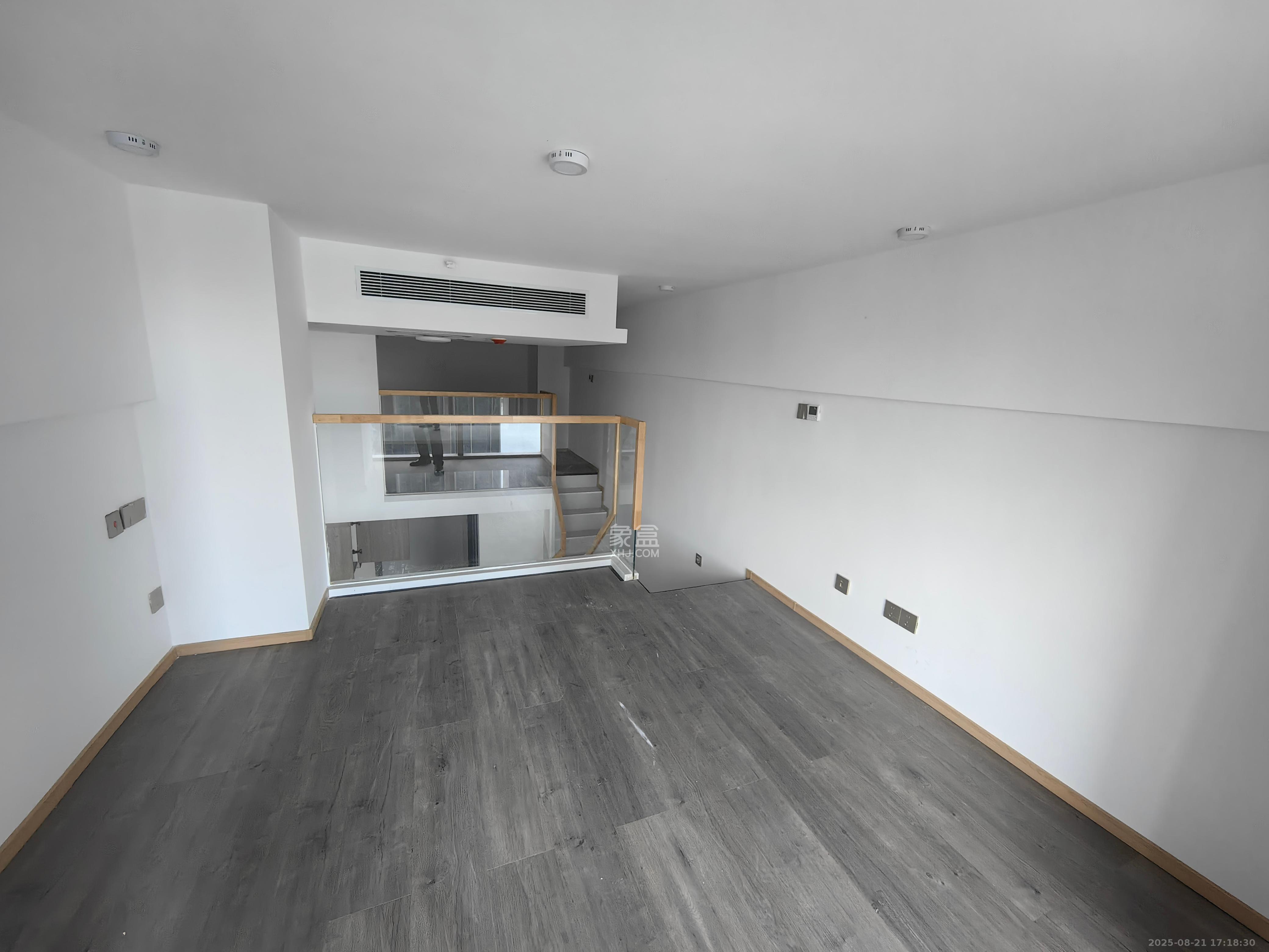 正荣梅溪紫阙台  2室1厅1卫    2500.0元/月室内图