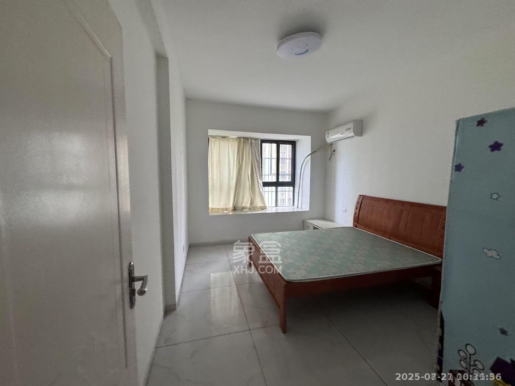 泰山一号 3室2厅2卫 1800.0元/月 泰山一号 3室2厅2卫 1800.0元/月室内图