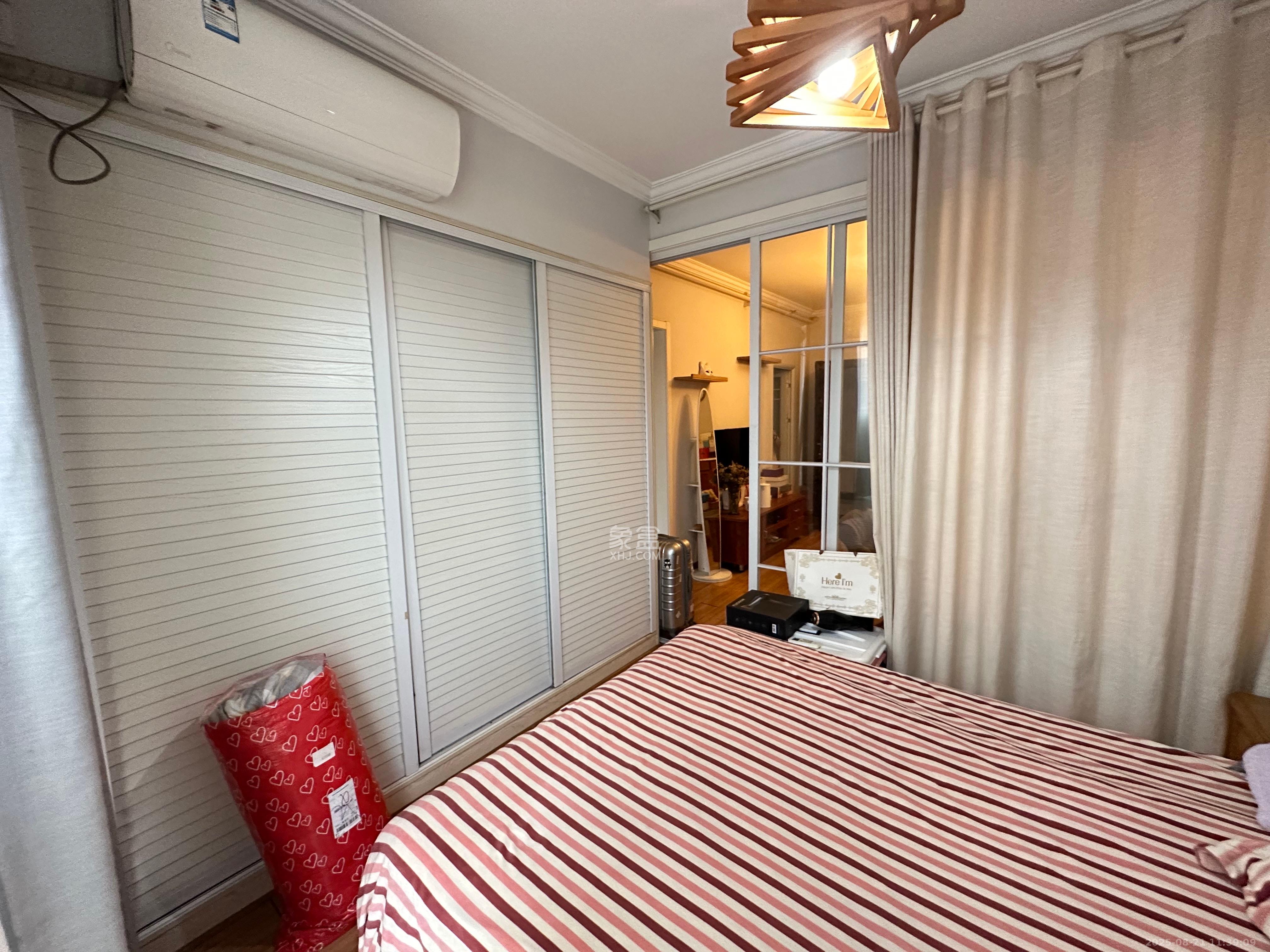 鑫远和城(一、二期)  1室1厅1卫    1500.0元/月 鑫远和城(一、二期)  1室1厅1卫    1500.0元/月室内图