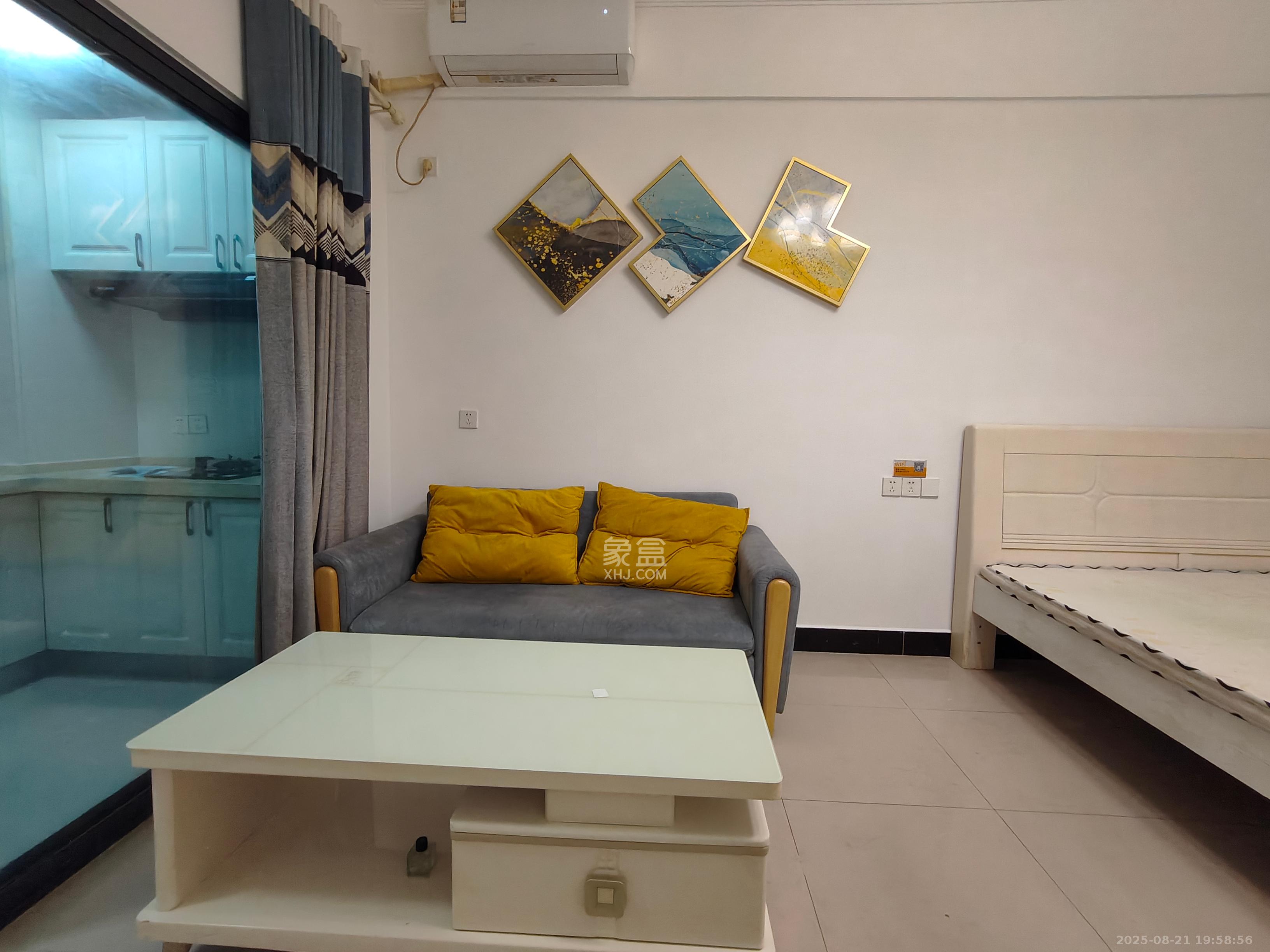 明发国际城  1室1厅1卫    1400.0元/月 明发国际城  1室1厅1卫    1400.0元/月室内图