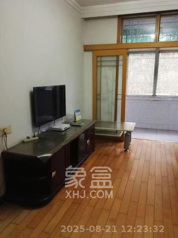 中南家园 3室2厅1卫 1800.0元/月 中南家园 3室2厅1卫 1800.0元/月室内图