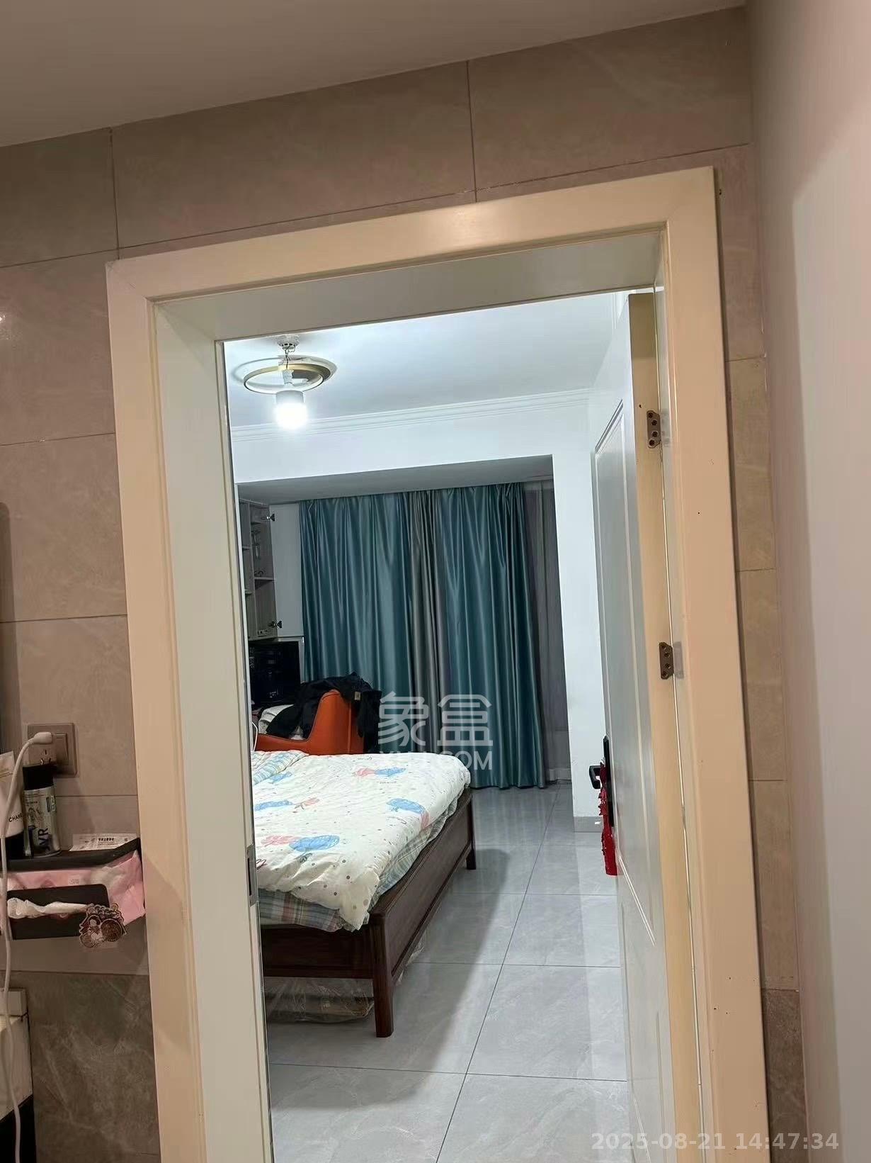 橘郡礼顿山  2室2厅1卫    1700.0元/月室内图